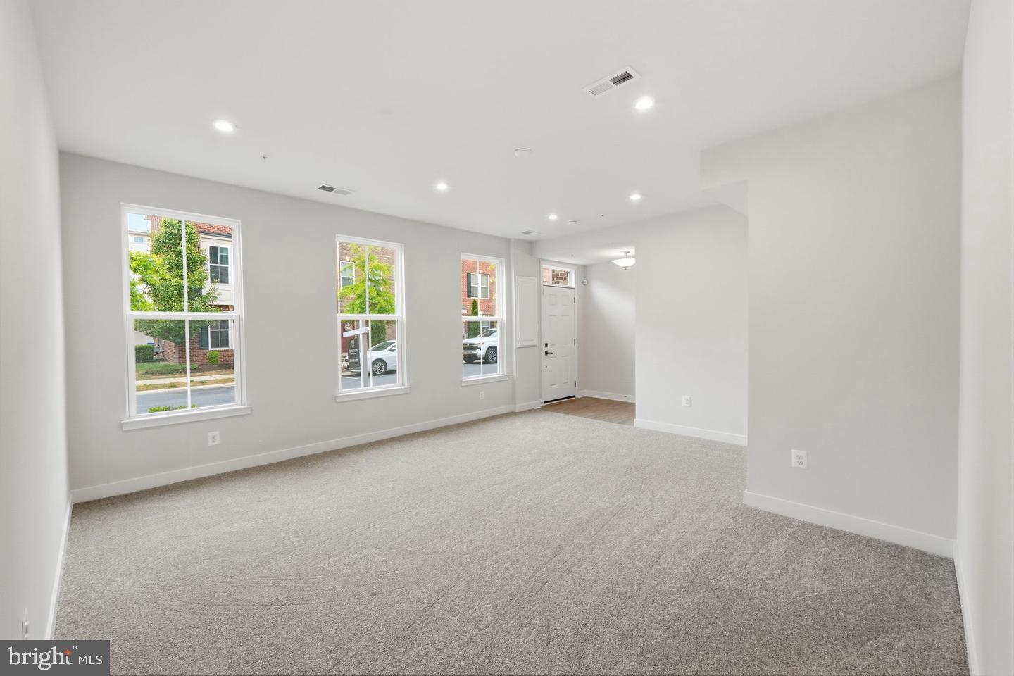 10929 CAVENDISH ALY ALLEY