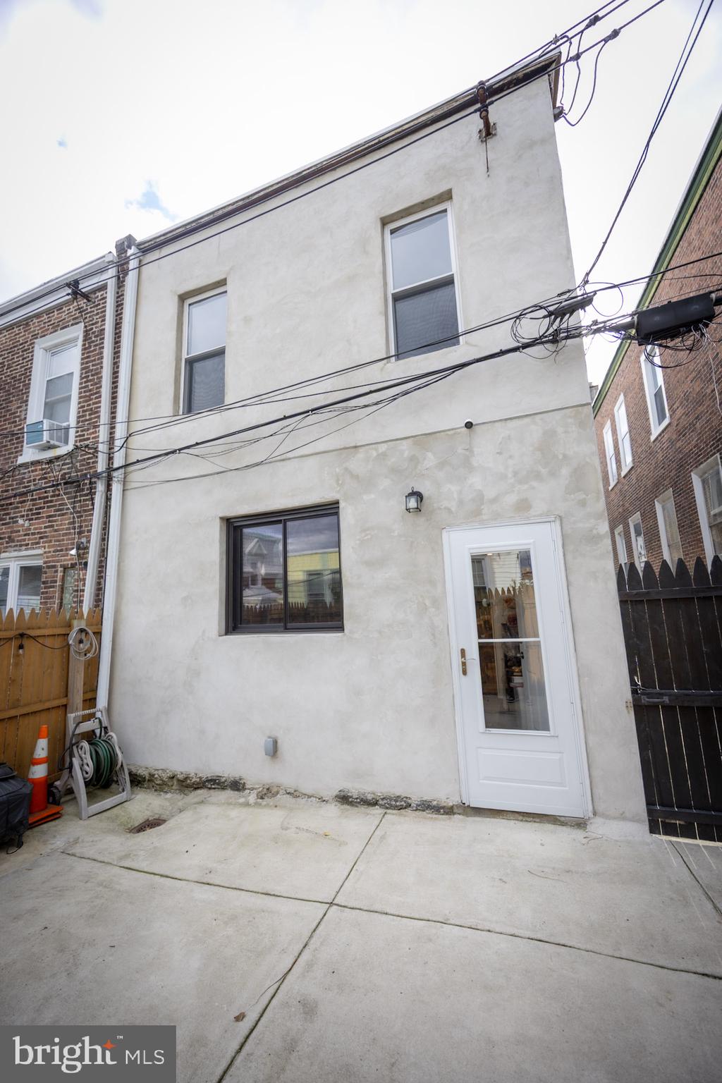 GERMANTOWN - Residential