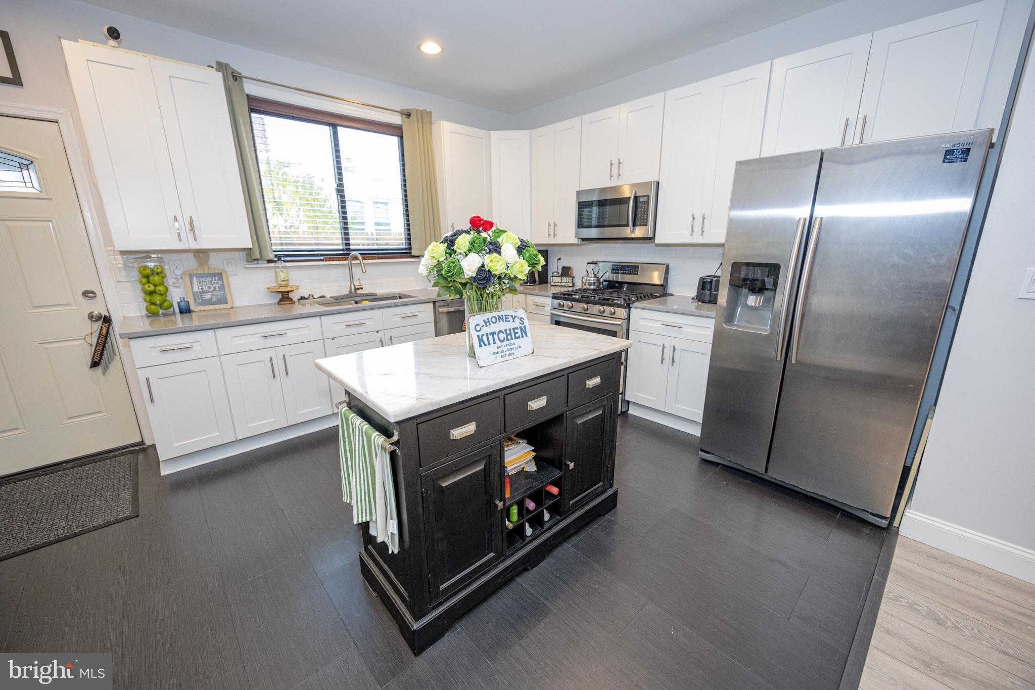 GERMANTOWN - Residential