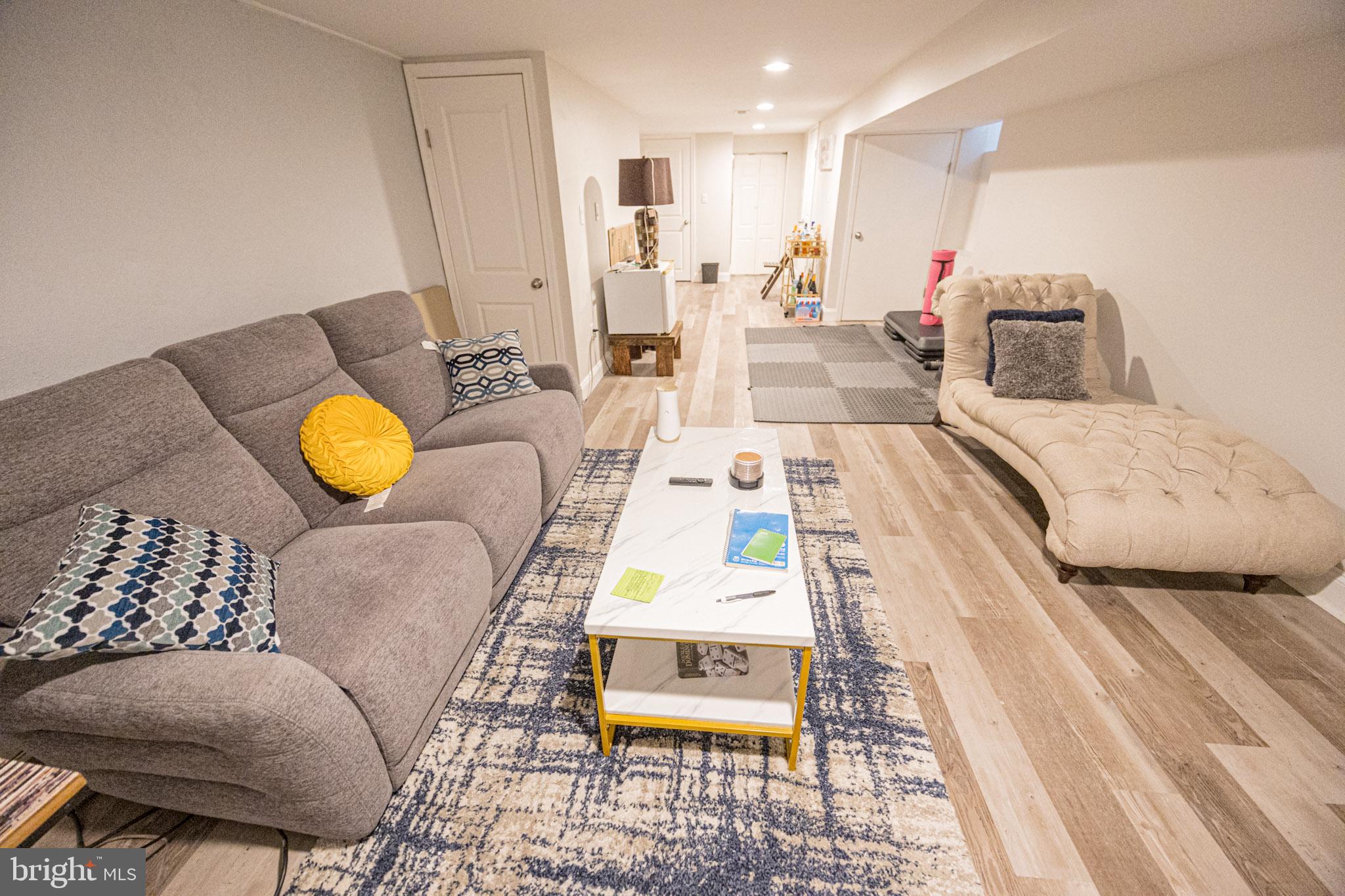 GERMANTOWN - Residential