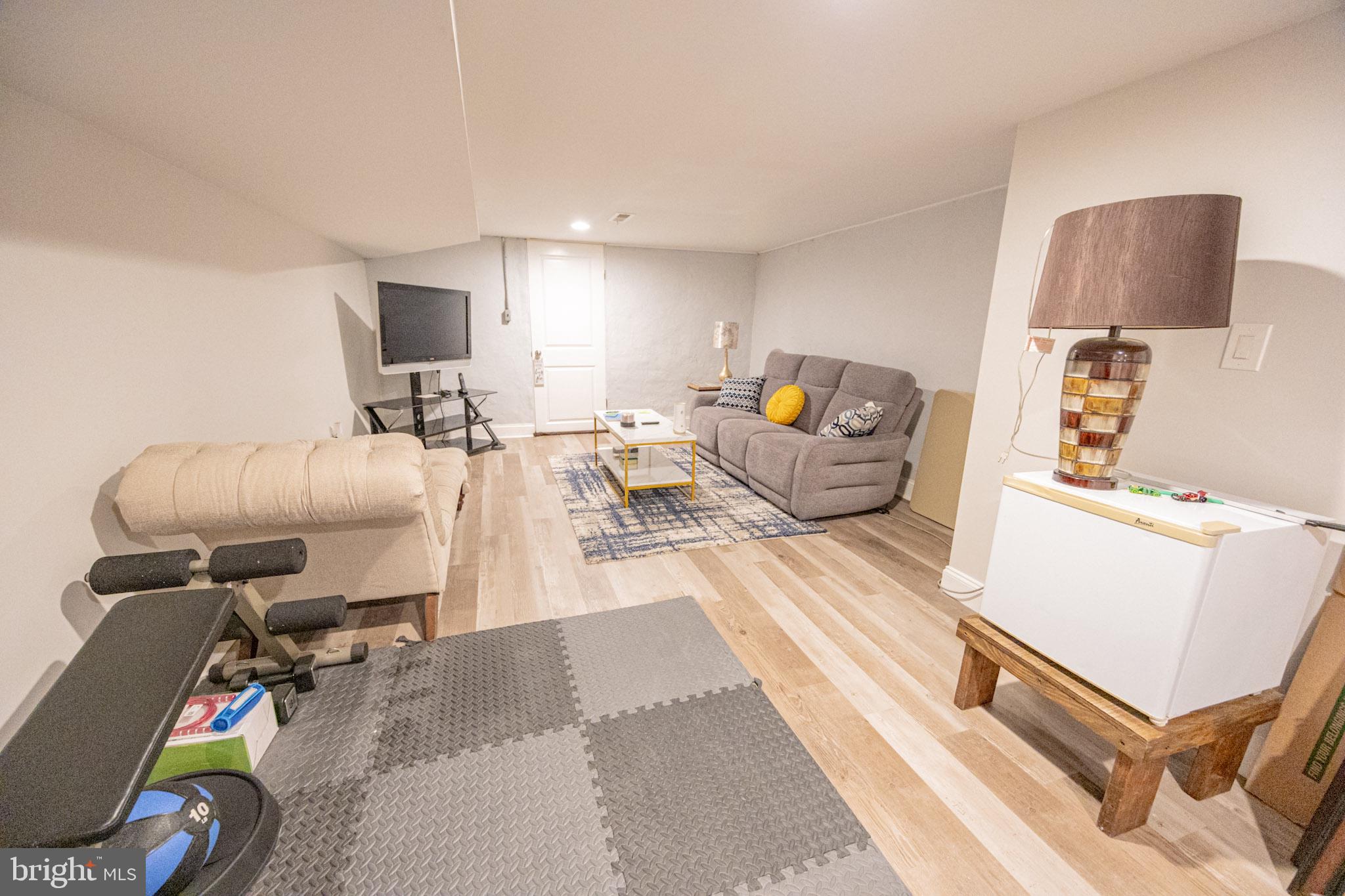 GERMANTOWN - Residential