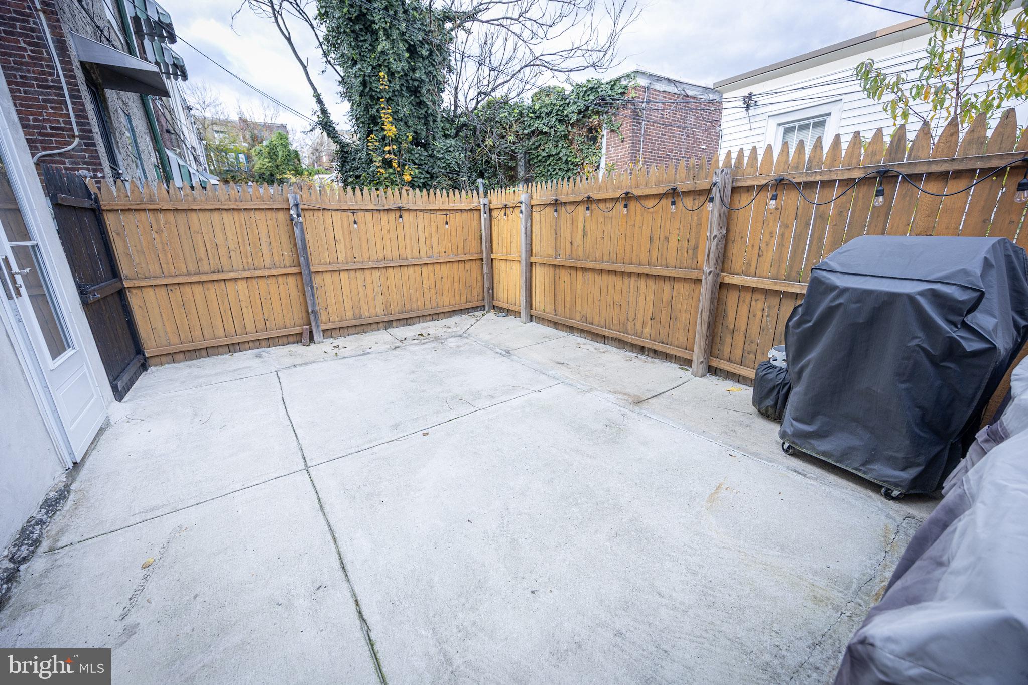 GERMANTOWN - Residential