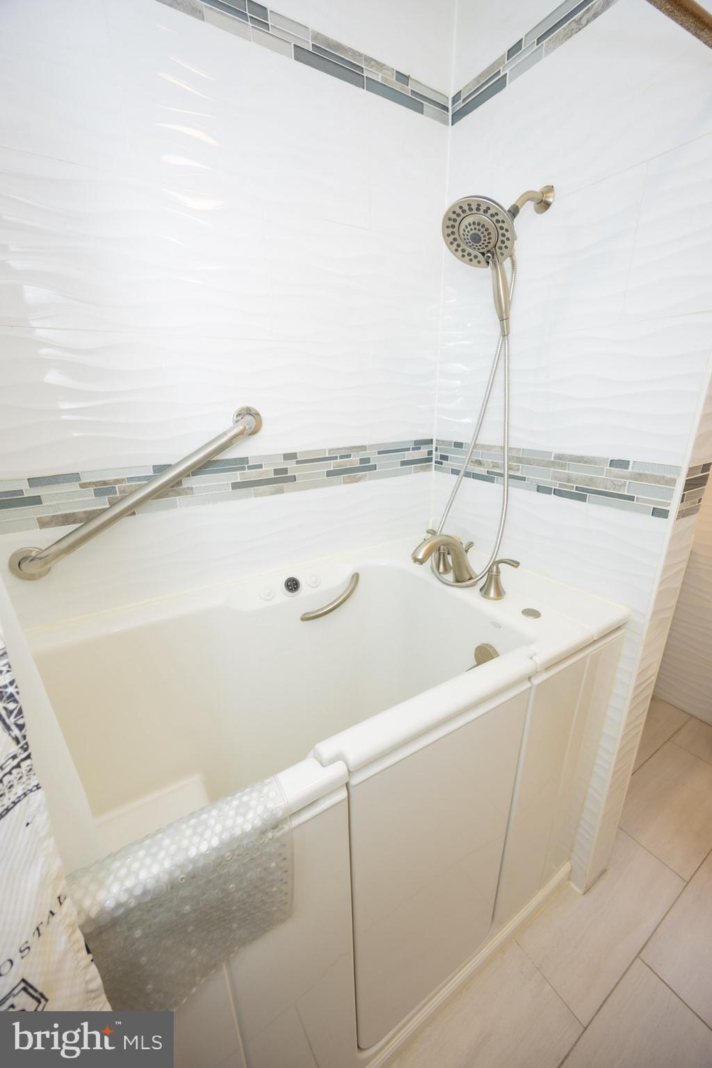 GERMANTOWN - Residential