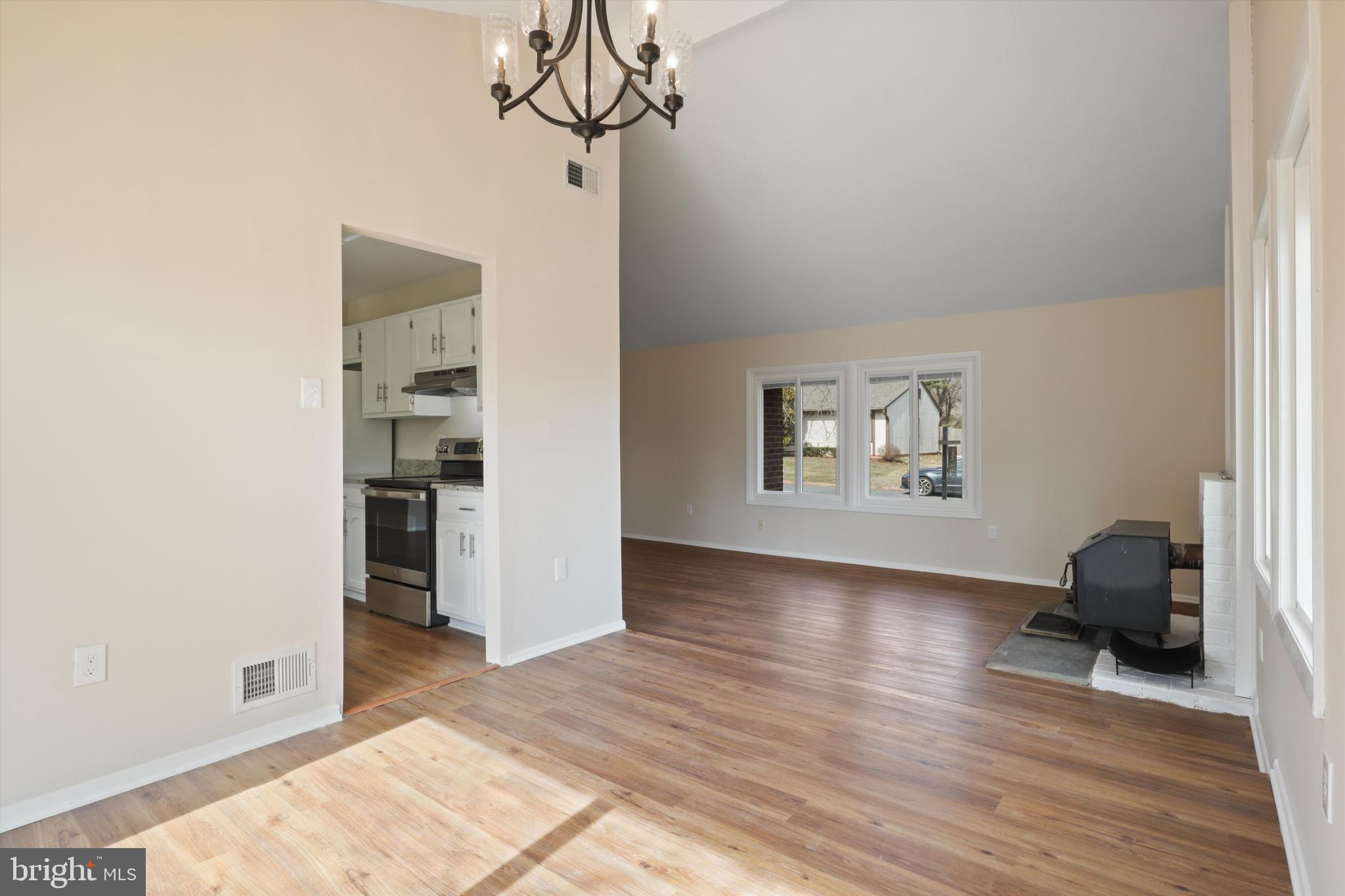 SUGARLAND RUN - Residential Lease