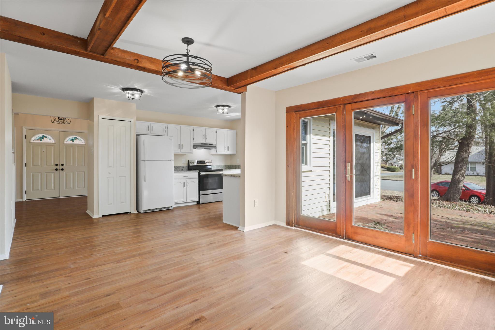 SUGARLAND RUN - Residential Lease