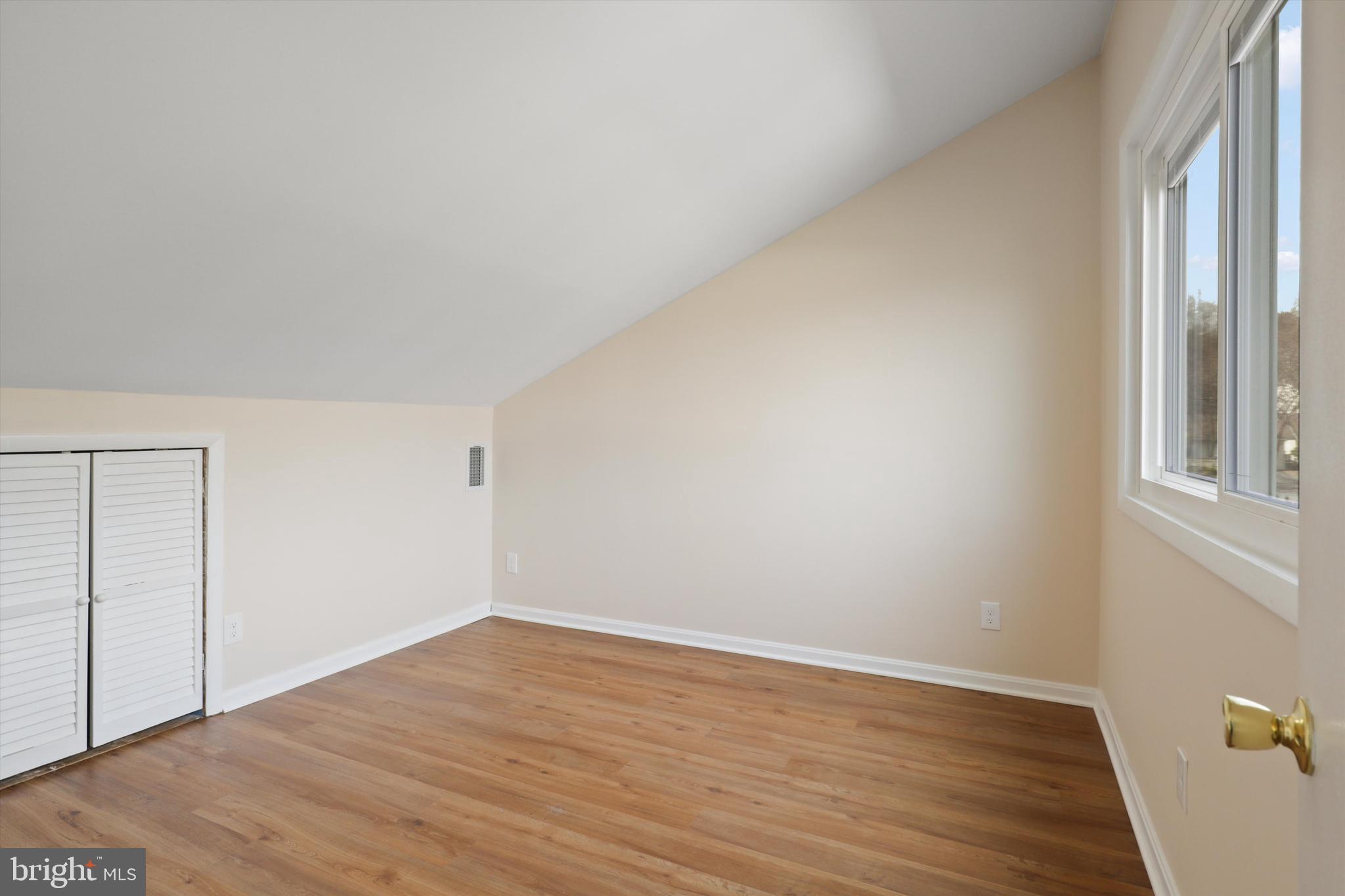 SUGARLAND RUN - Residential Lease