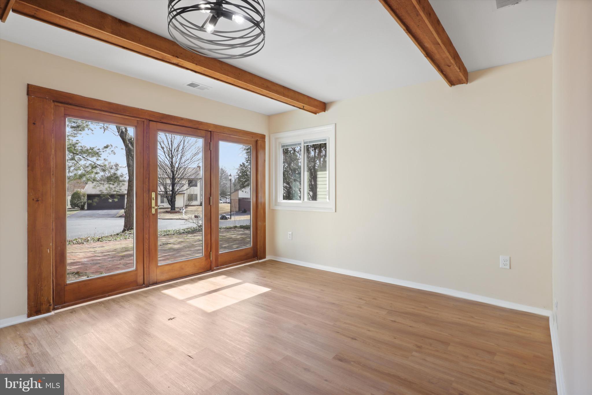 SUGARLAND RUN - Residential Lease