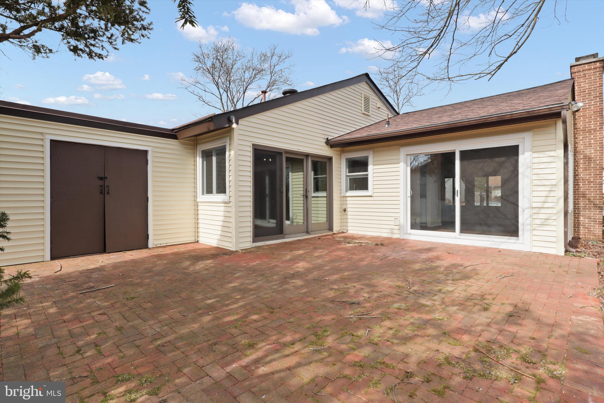 SUGARLAND RUN - Residential Lease