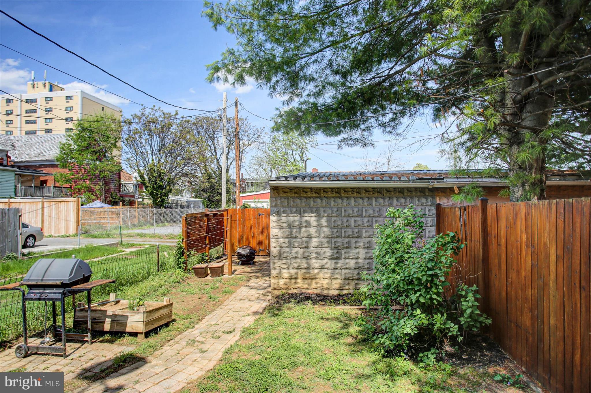 DOWNTOWN HAGERSTOWN - Residential