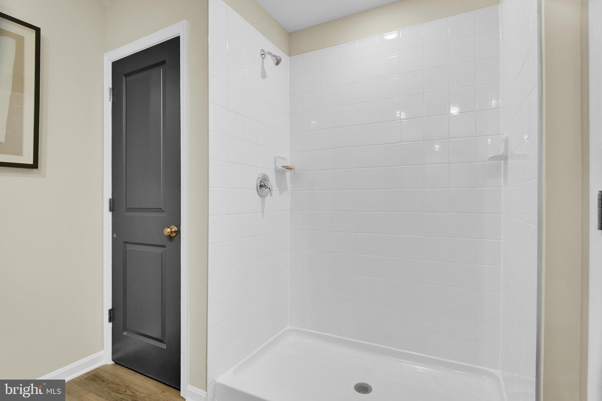 TOLLHOUSE WOODS - Residential