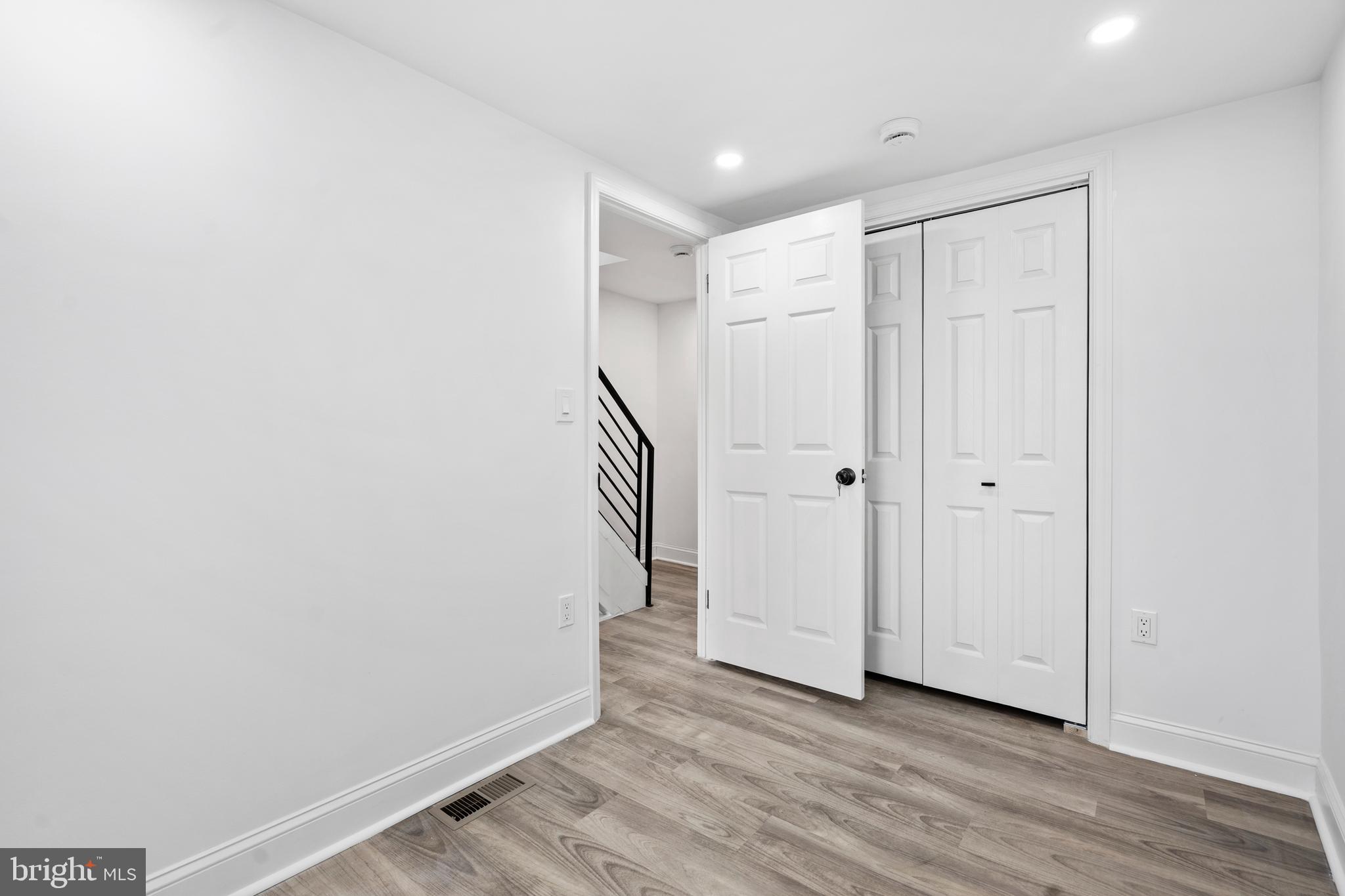 NORRISTOWN - Residential