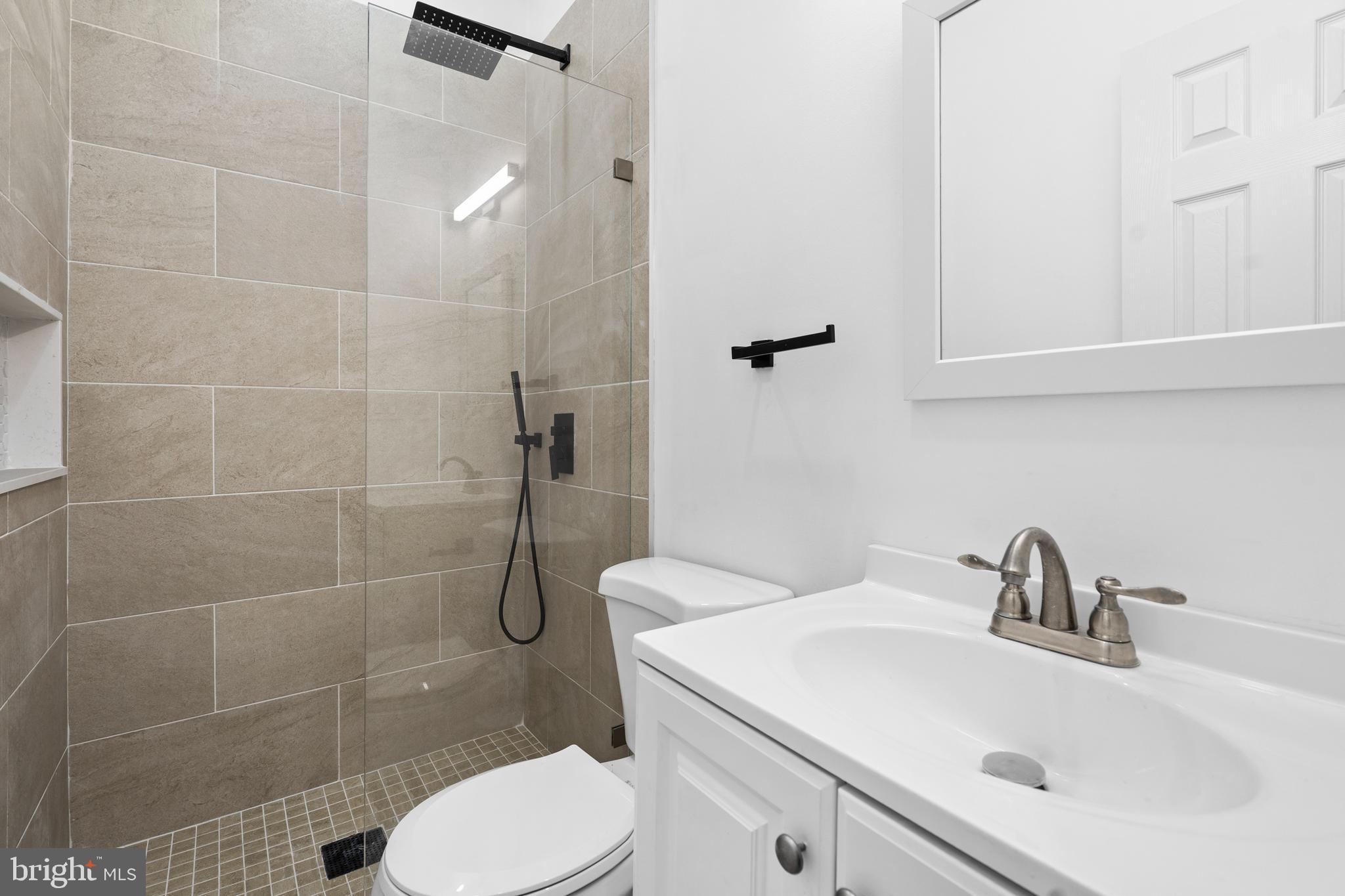 NORRISTOWN - Residential