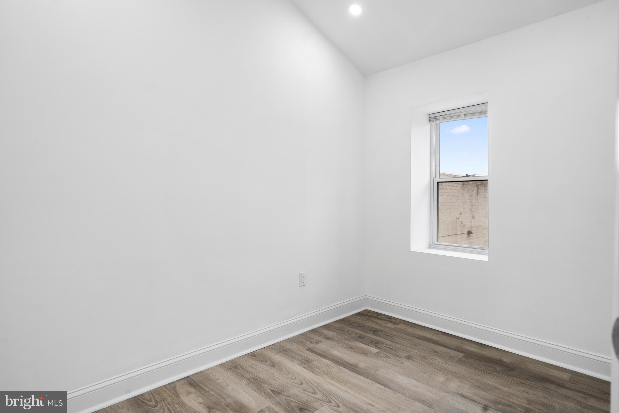 NORRISTOWN - Residential