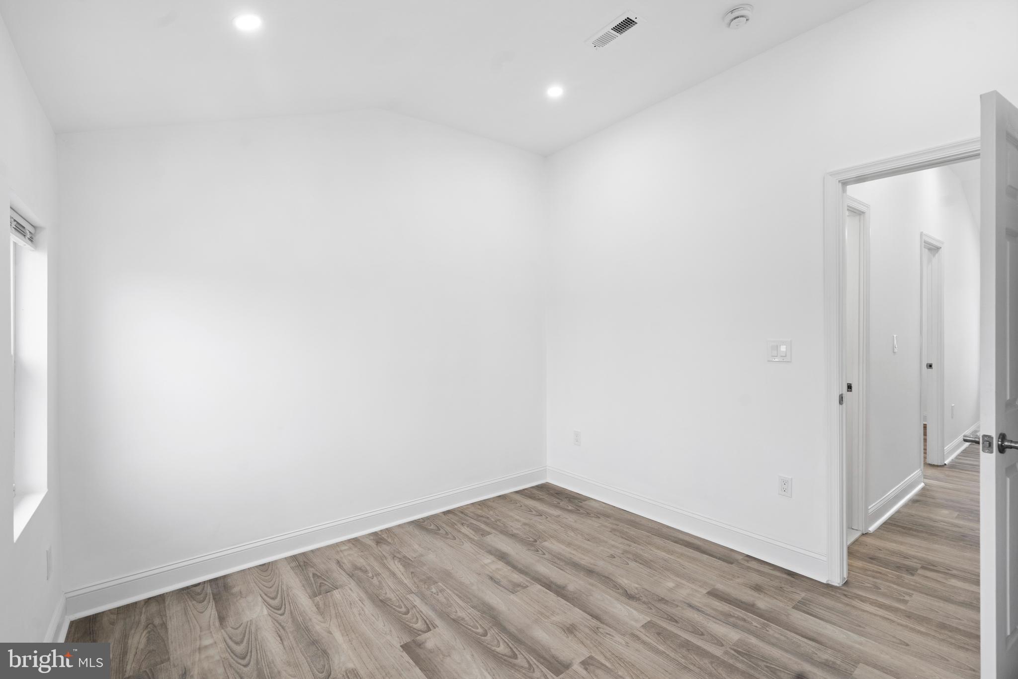 NORRISTOWN - Residential