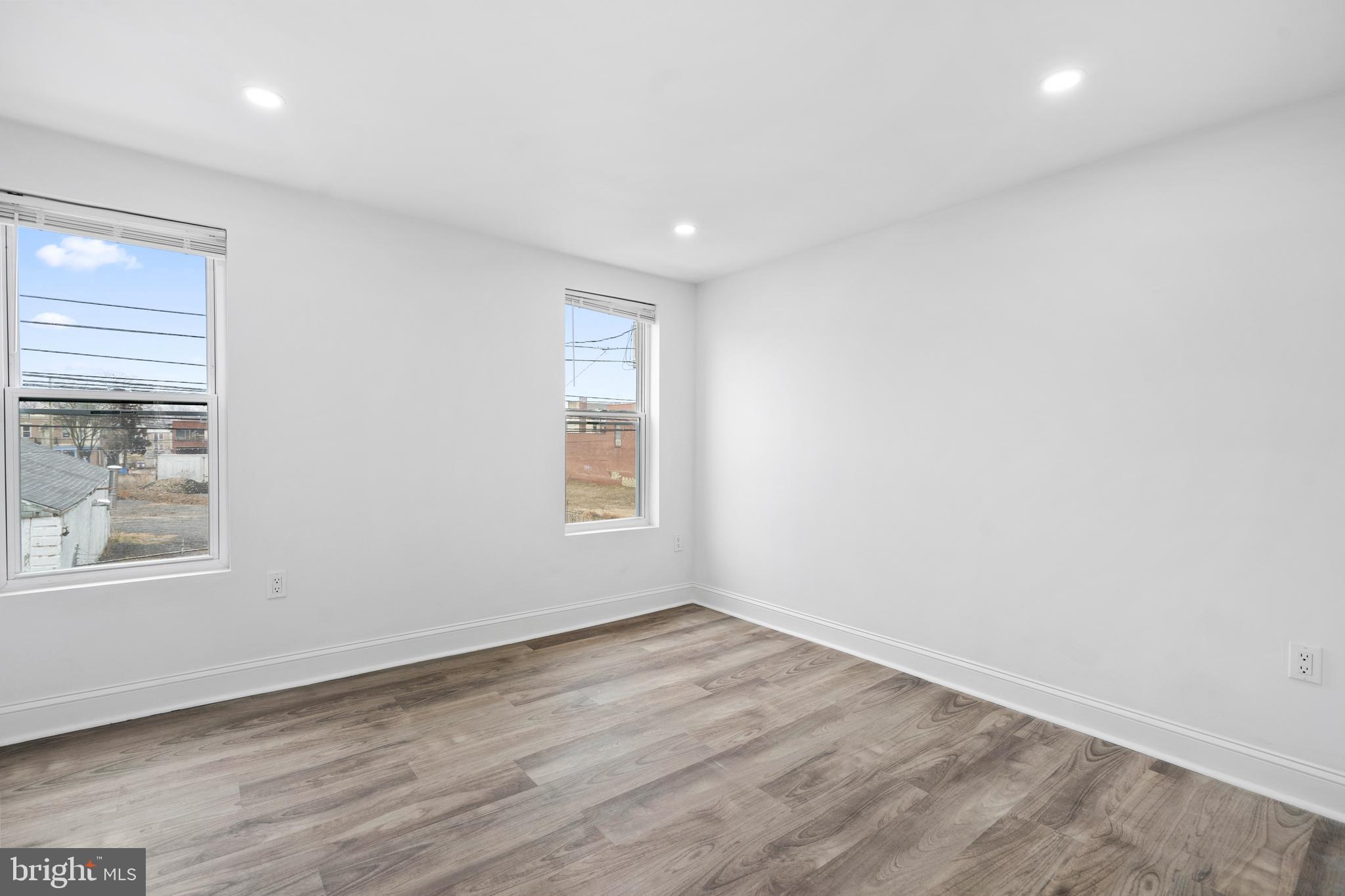 NORRISTOWN - Residential