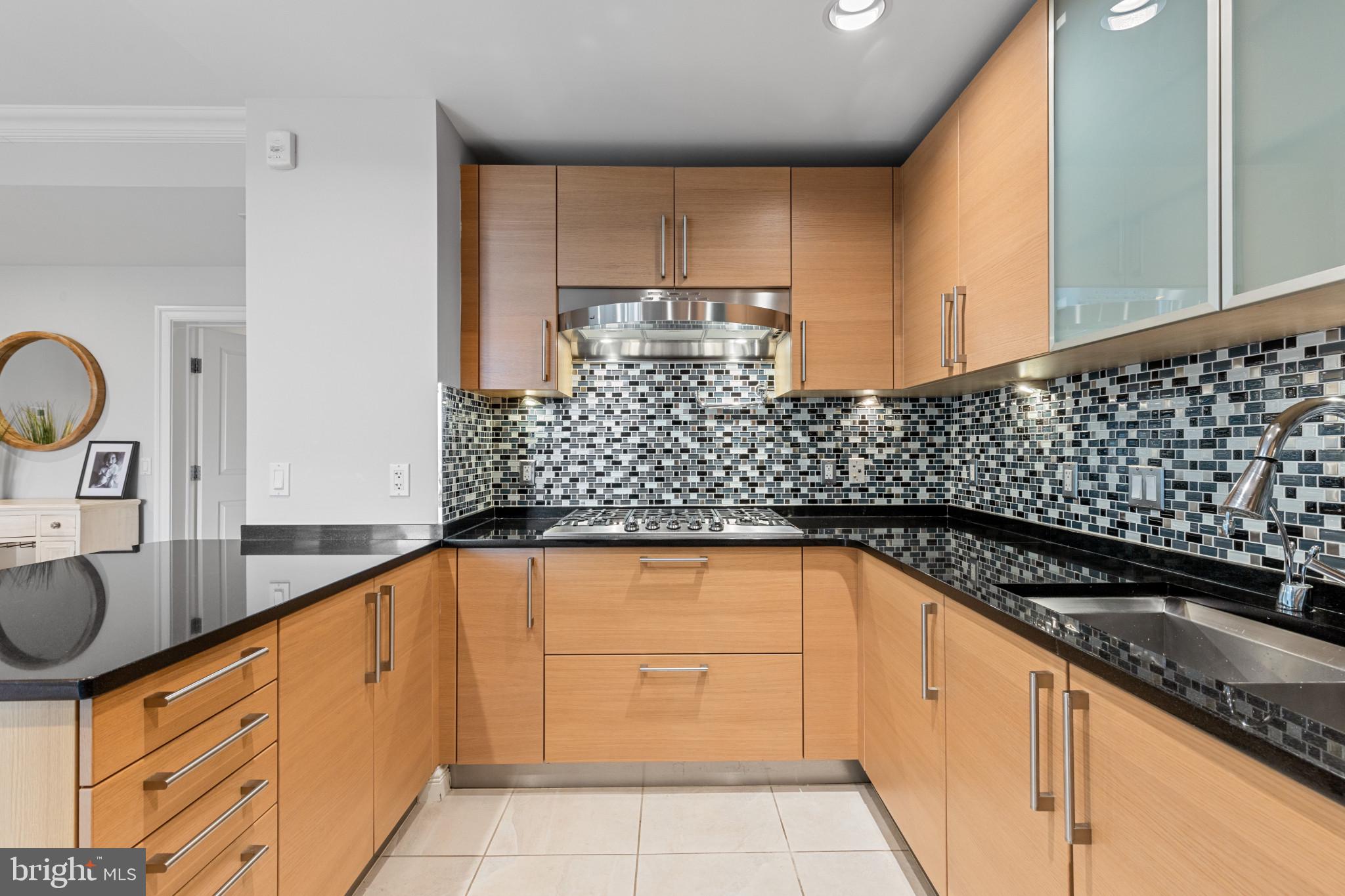 INNER HARBOR - Residential Lease