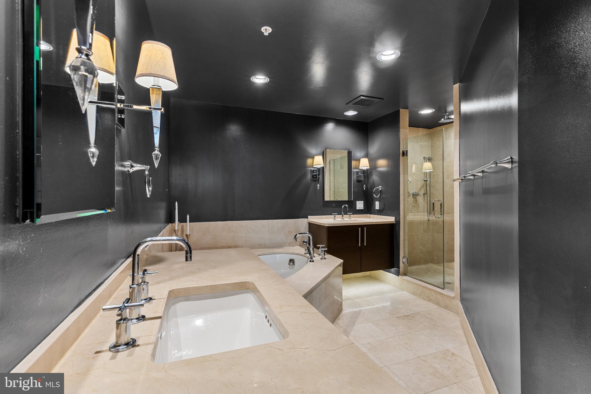 INNER HARBOR - Residential Lease