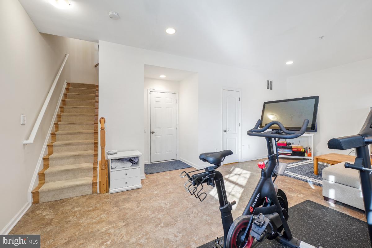 CHERINGTON - Residential