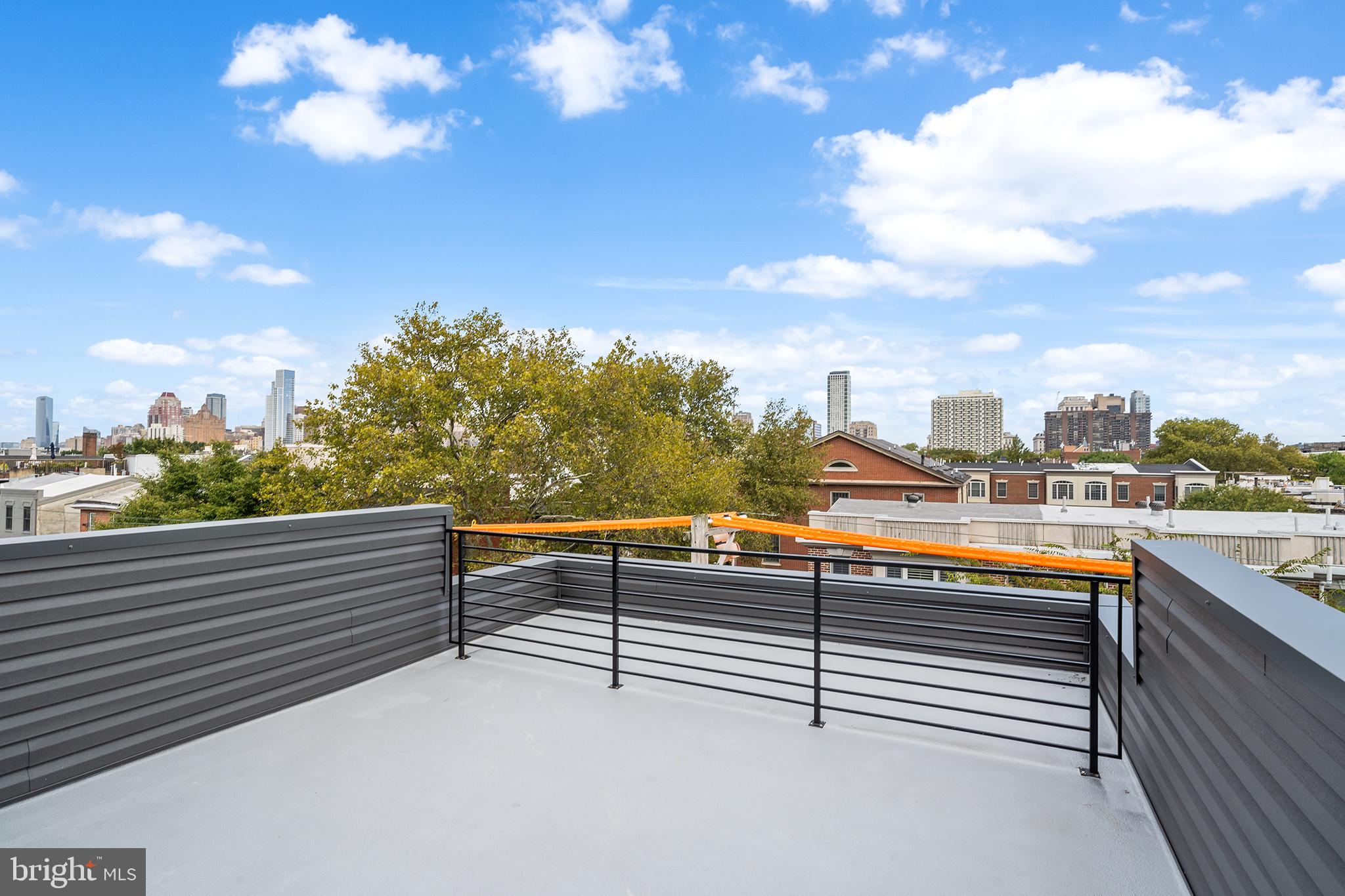 BELLA VISTA - Residential