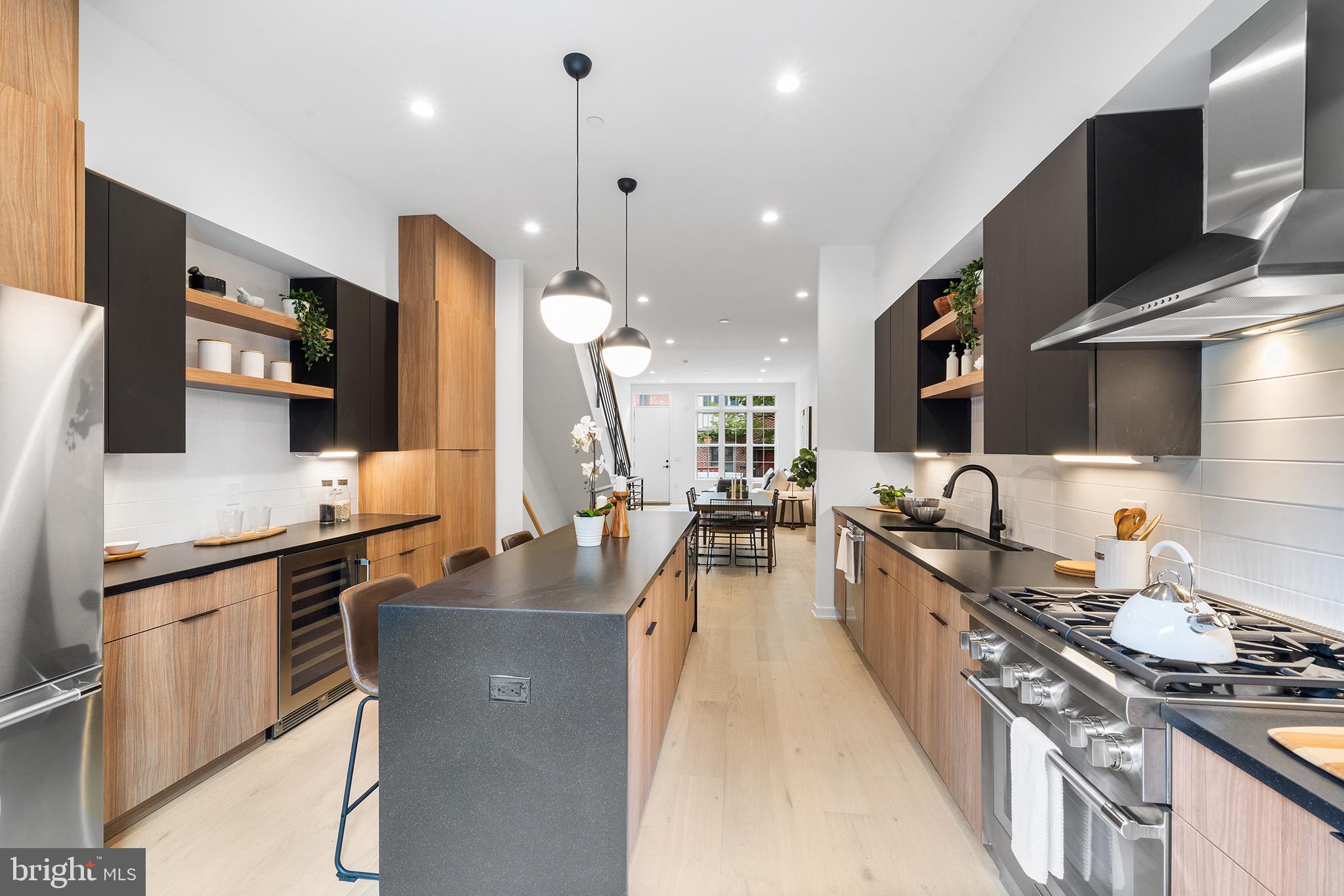 BELLA VISTA - Residential