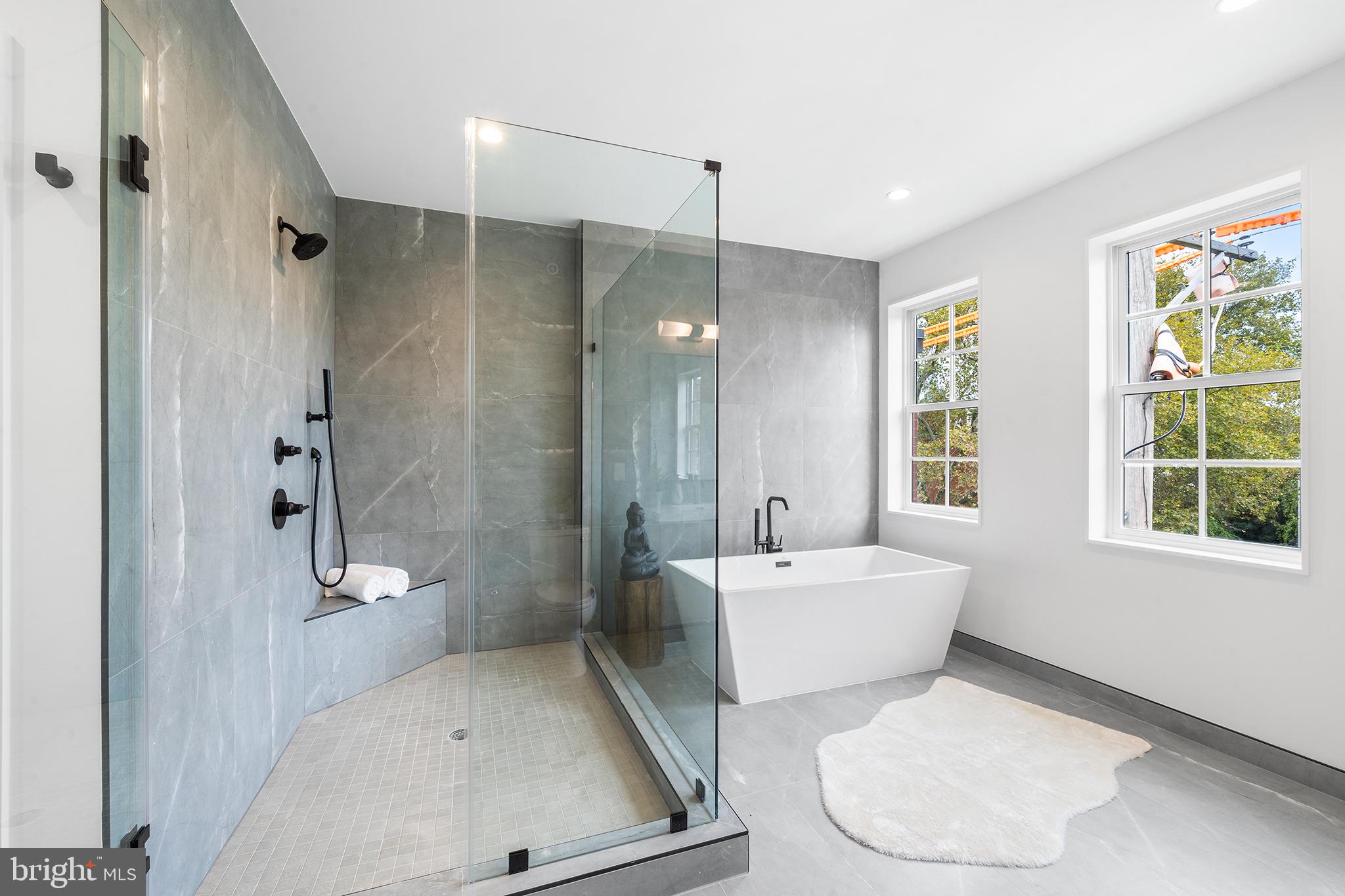 BELLA VISTA - Residential