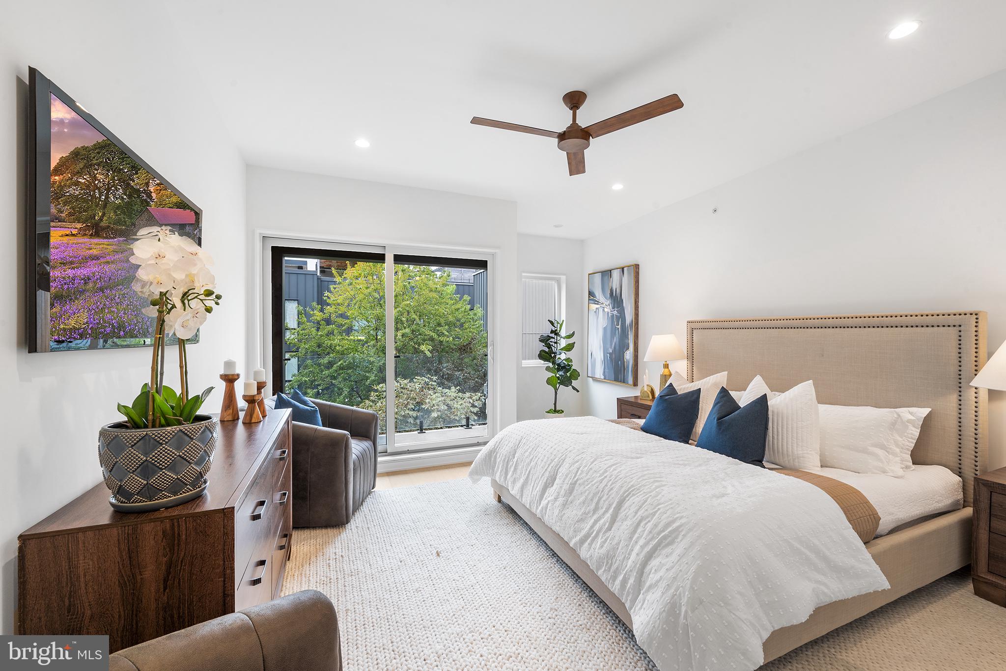 BELLA VISTA - Residential