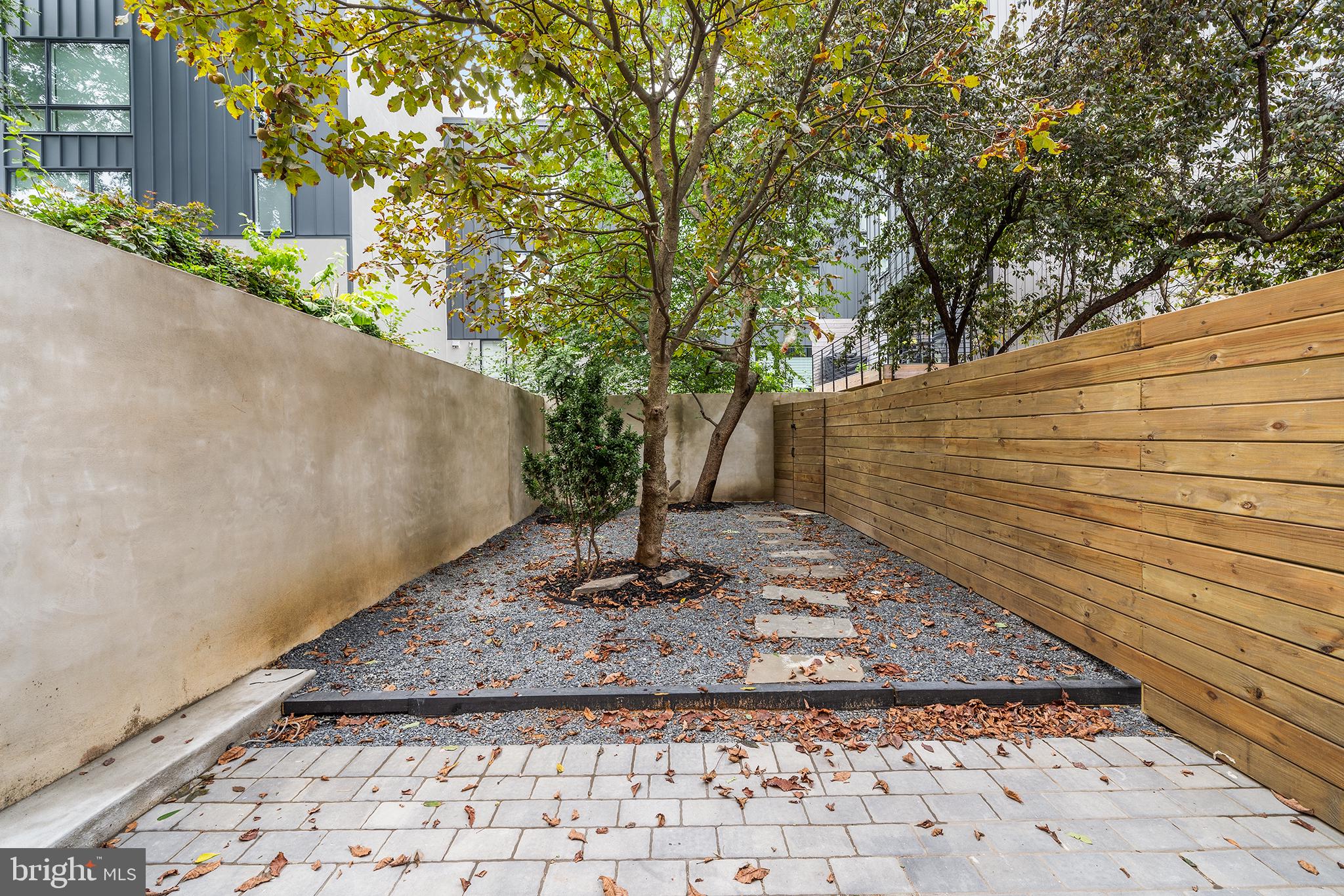 BELLA VISTA - Residential