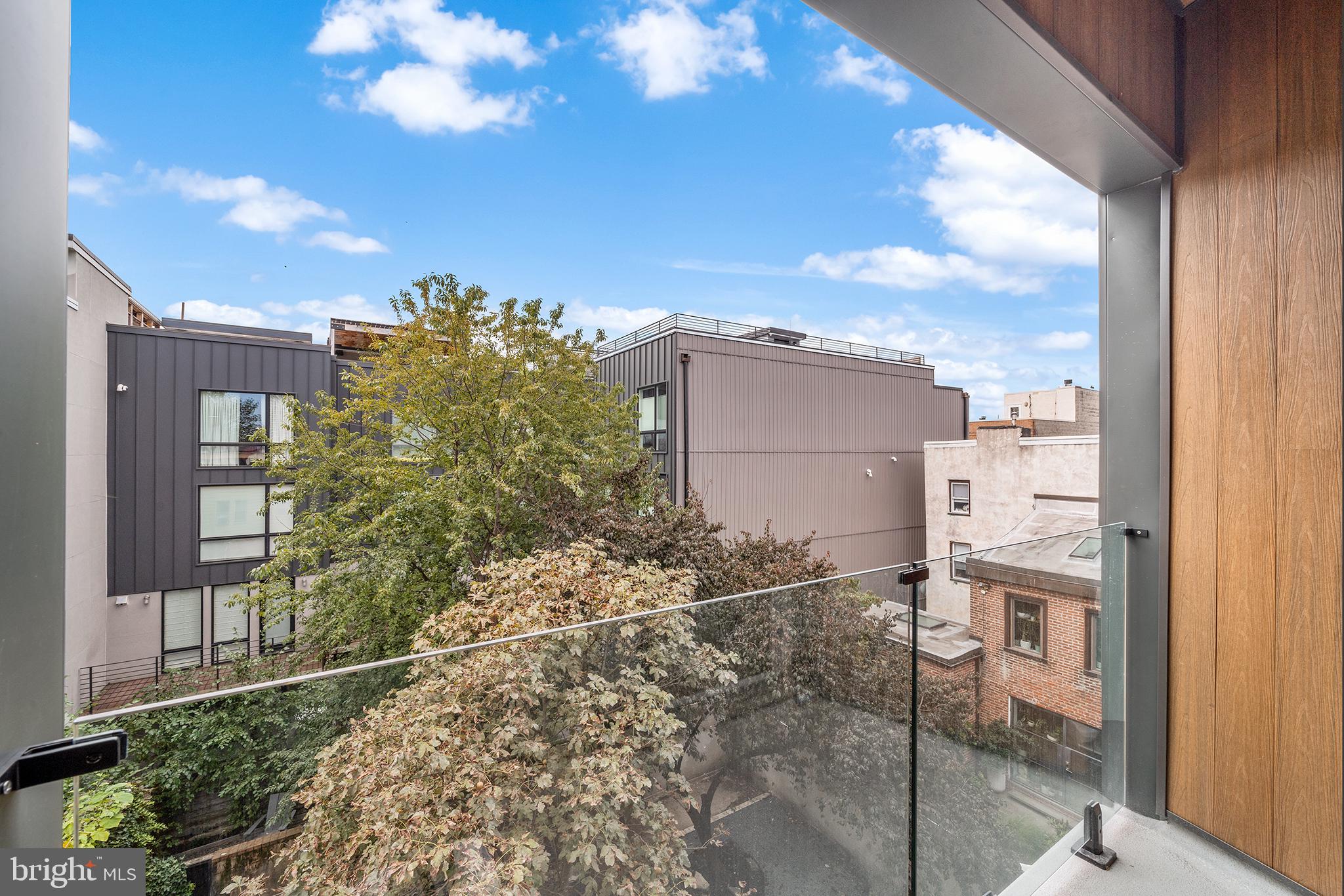 BELLA VISTA - Residential