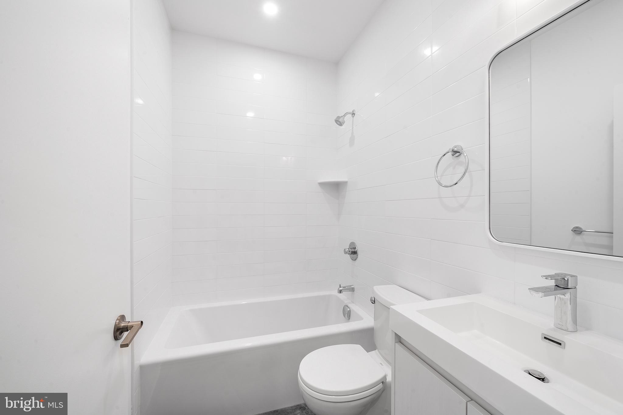 BELLA VISTA - Residential