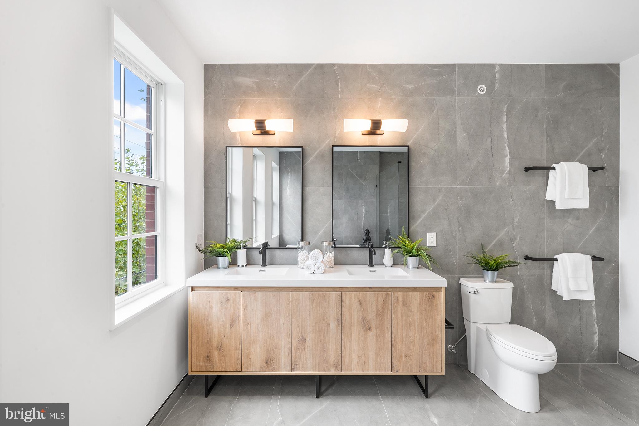 BELLA VISTA - Residential