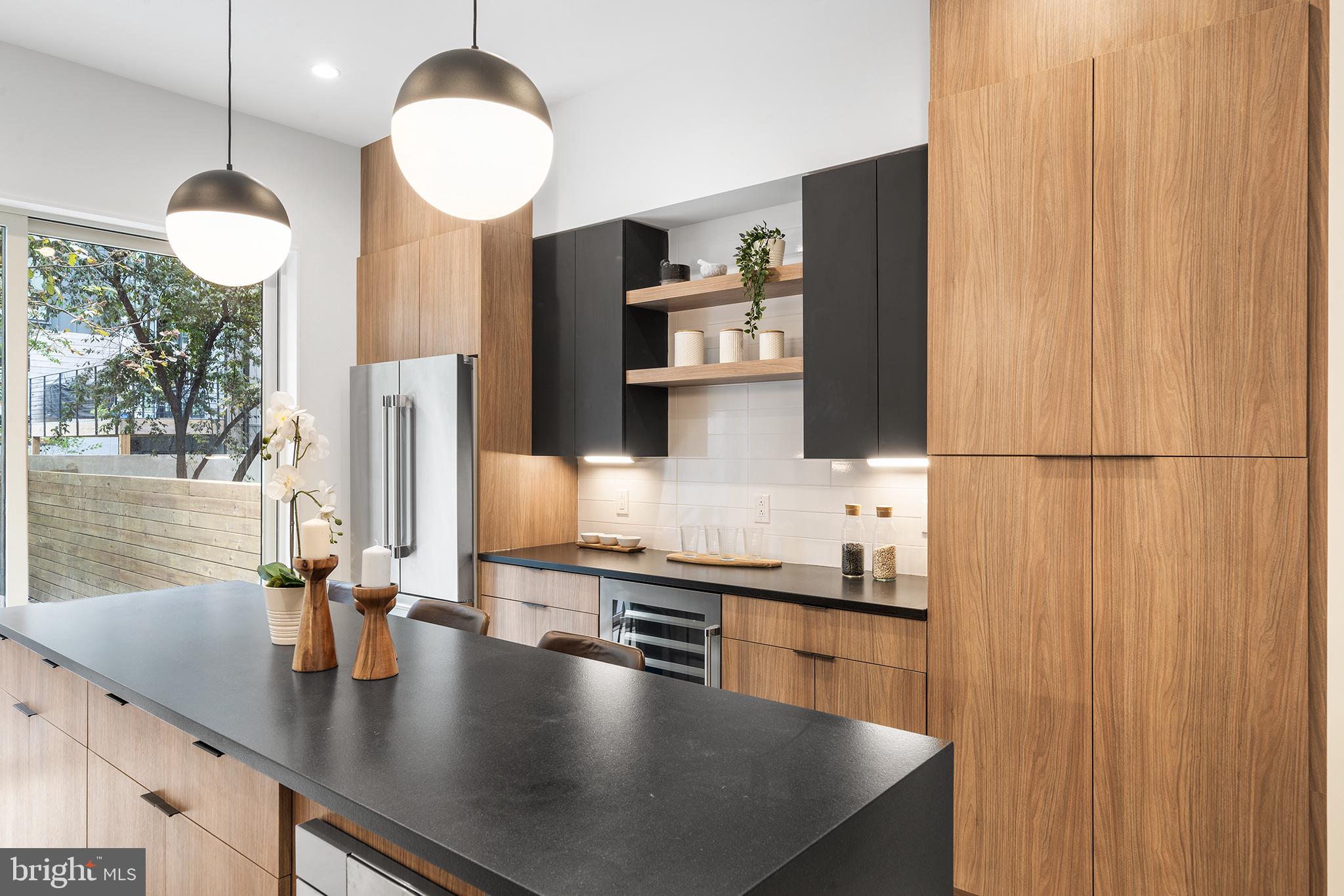 BELLA VISTA - Residential