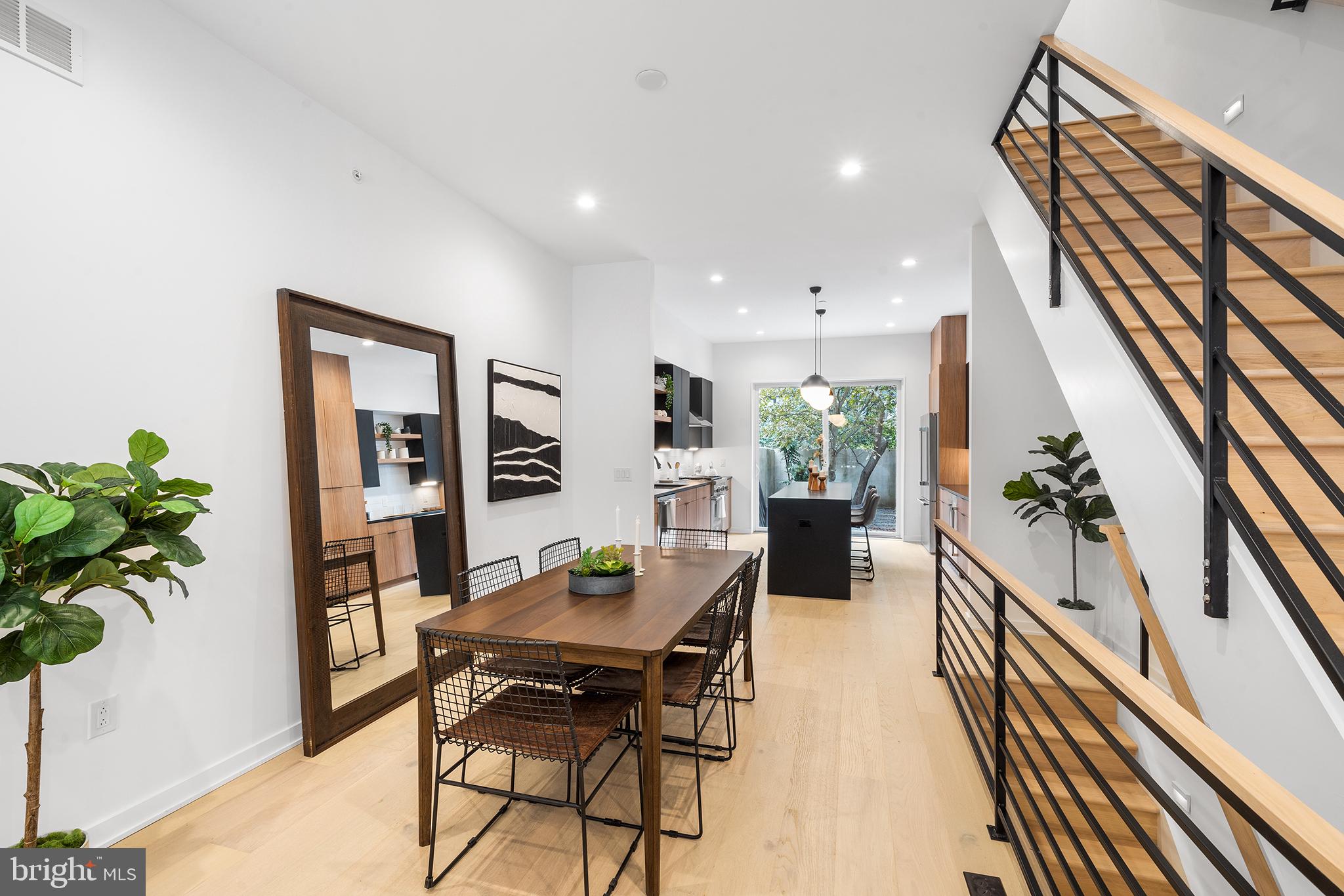 BELLA VISTA - Residential