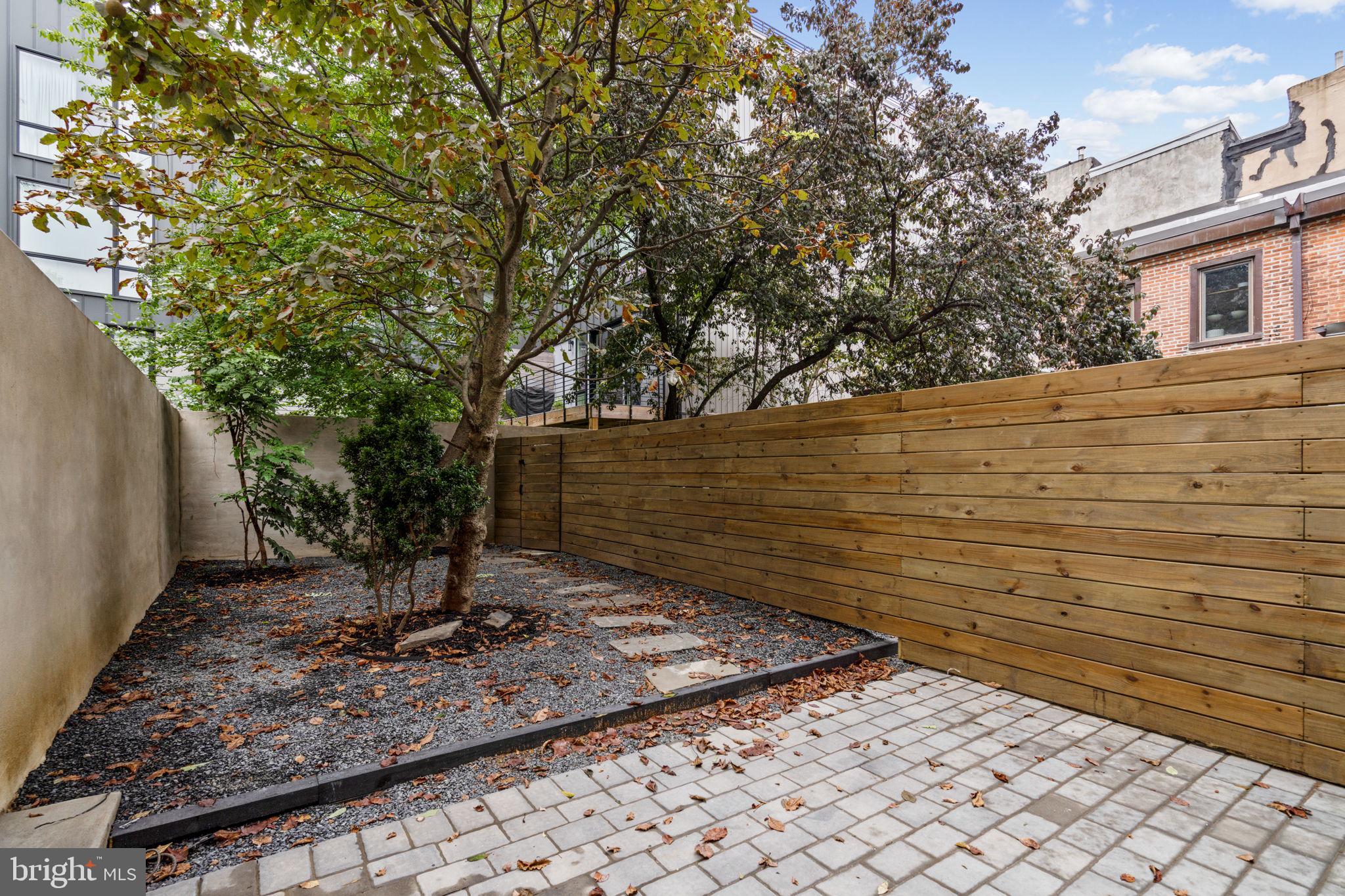 BELLA VISTA - Residential