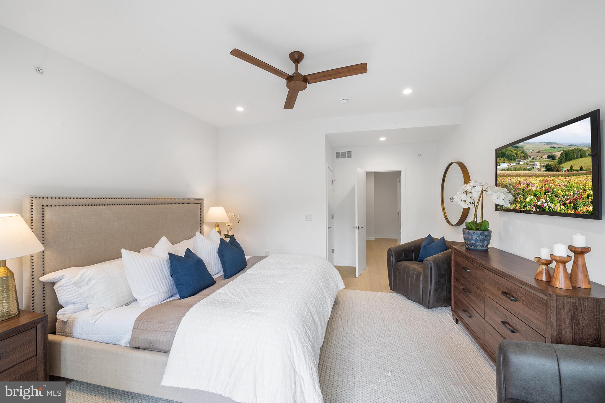 BELLA VISTA - Residential