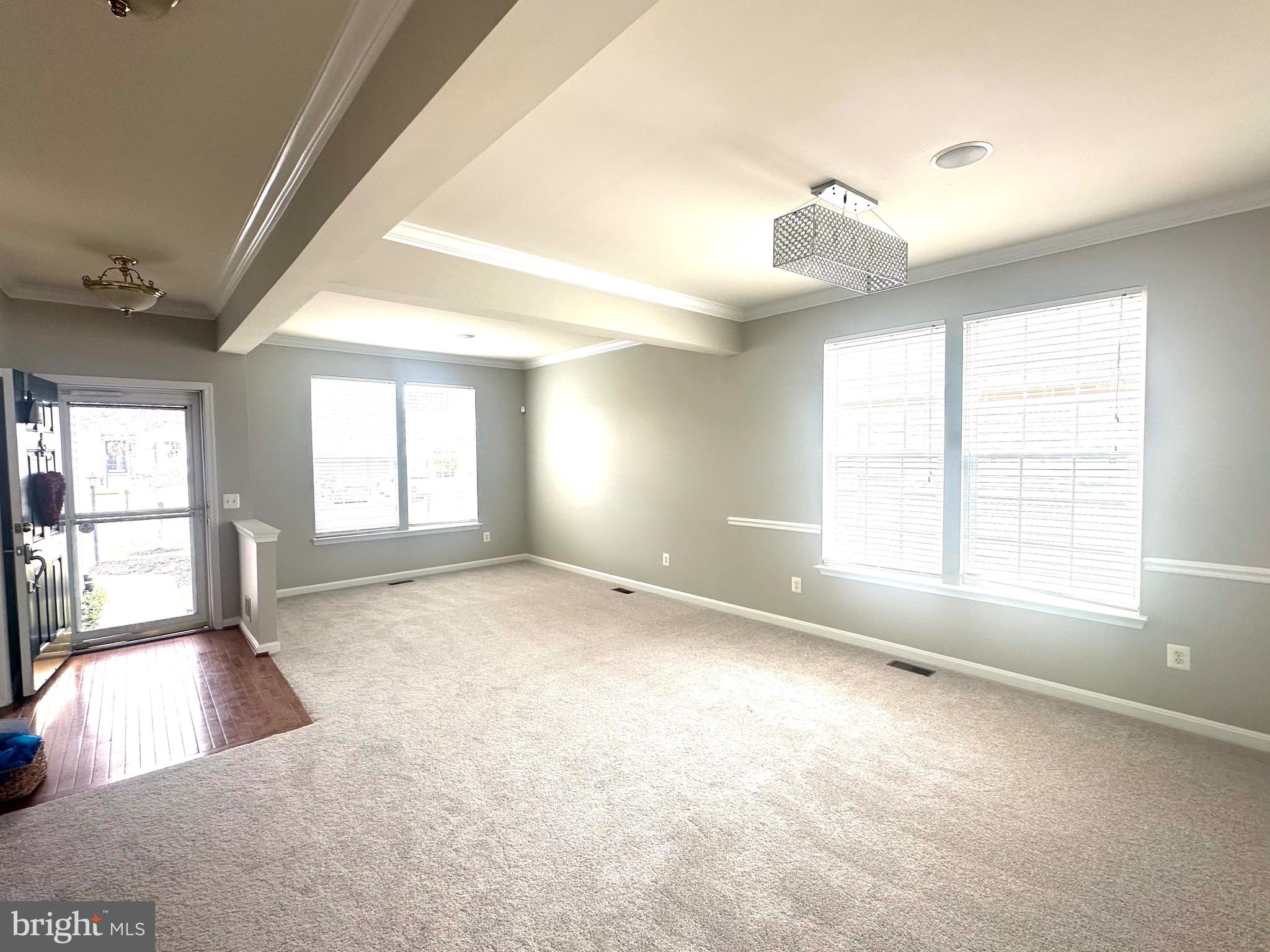 FOUR SEASONS IN HISTORIC VIRGINIA - Residential