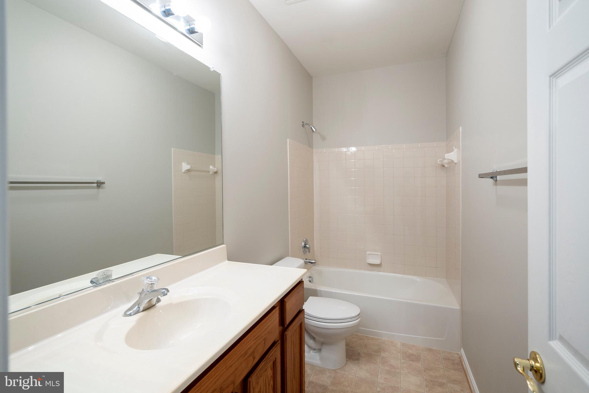 FOUR SEASONS IN HISTORIC VIRGINIA - Residential