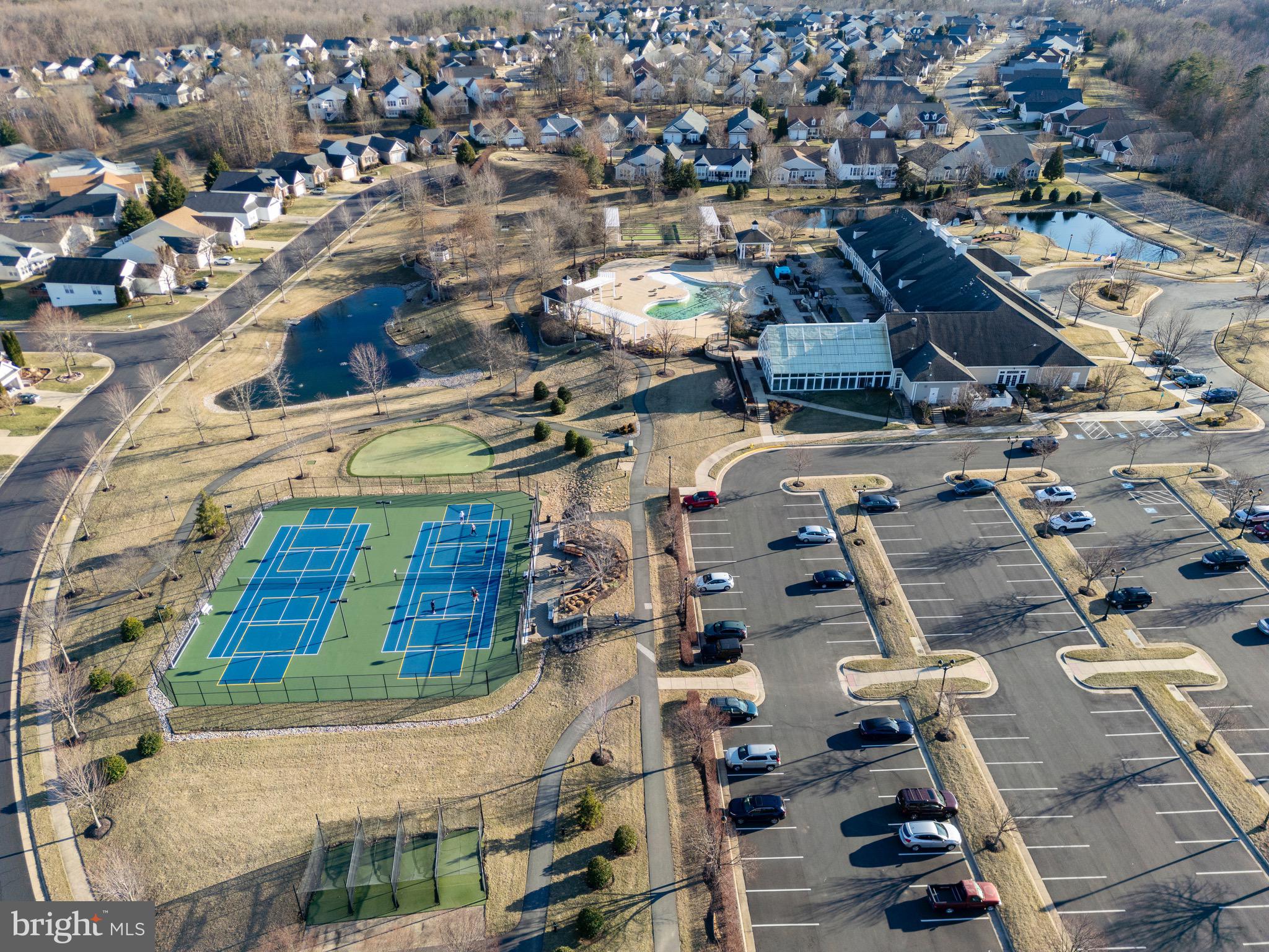 FOUR SEASONS IN HISTORIC VIRGINIA - Residential