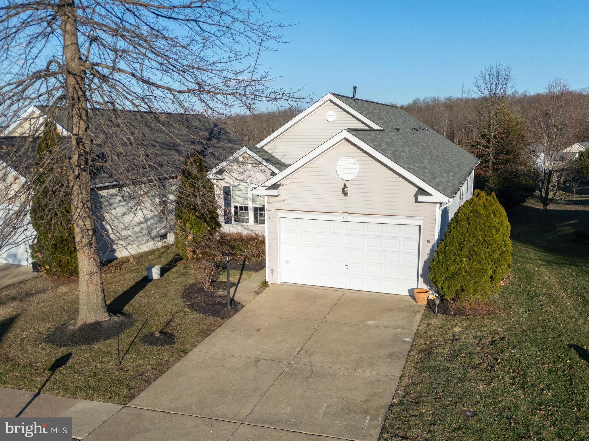 FOUR SEASONS IN HISTORIC VIRGINIA - Residential