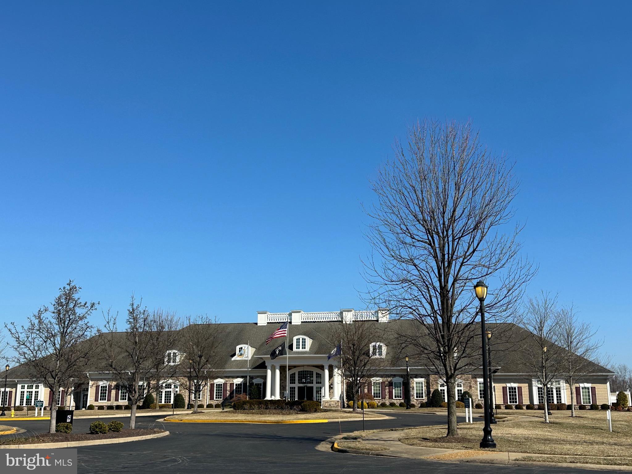 FOUR SEASONS IN HISTORIC VIRGINIA - Residential