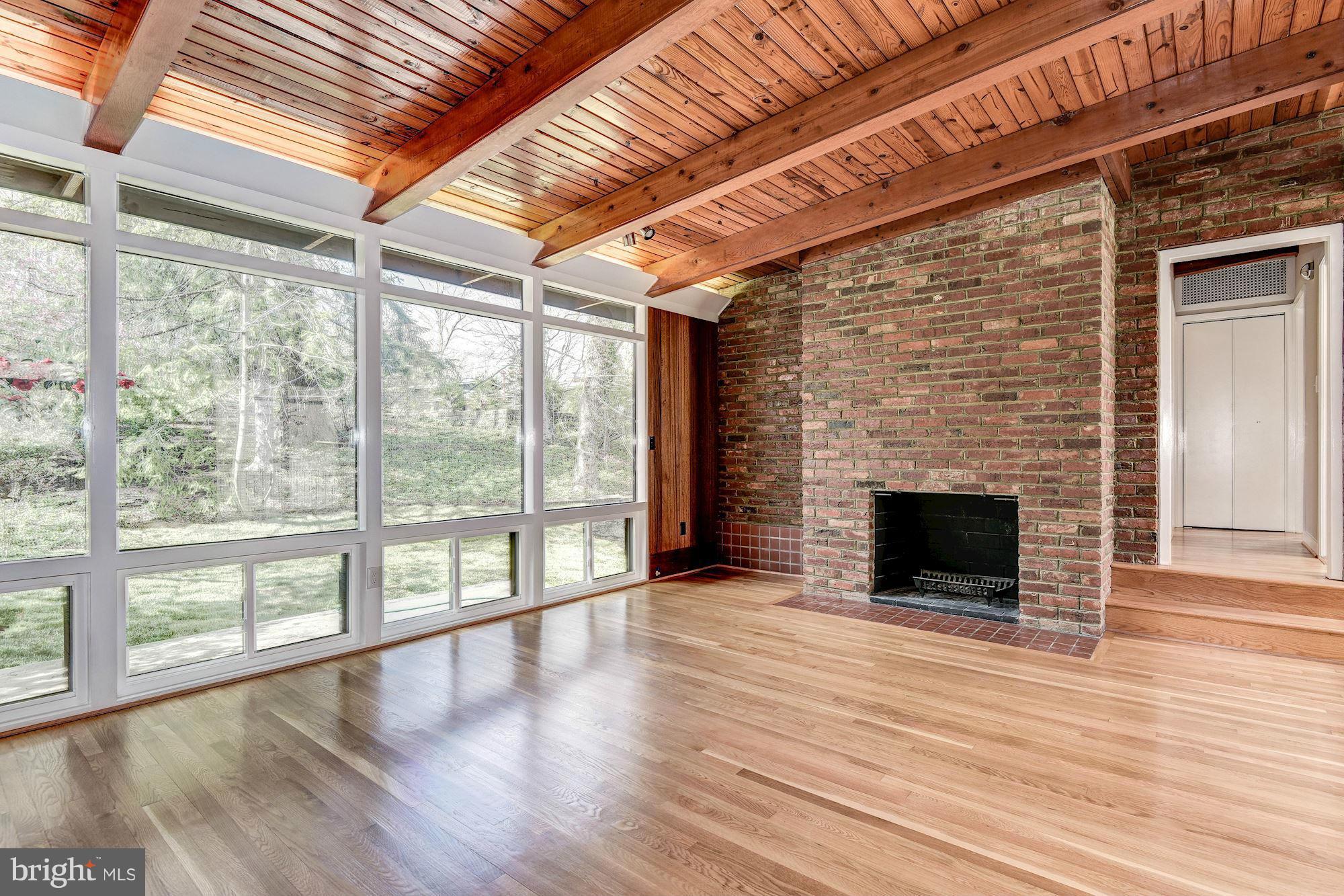 HOLMES RUN ACRES - Residential