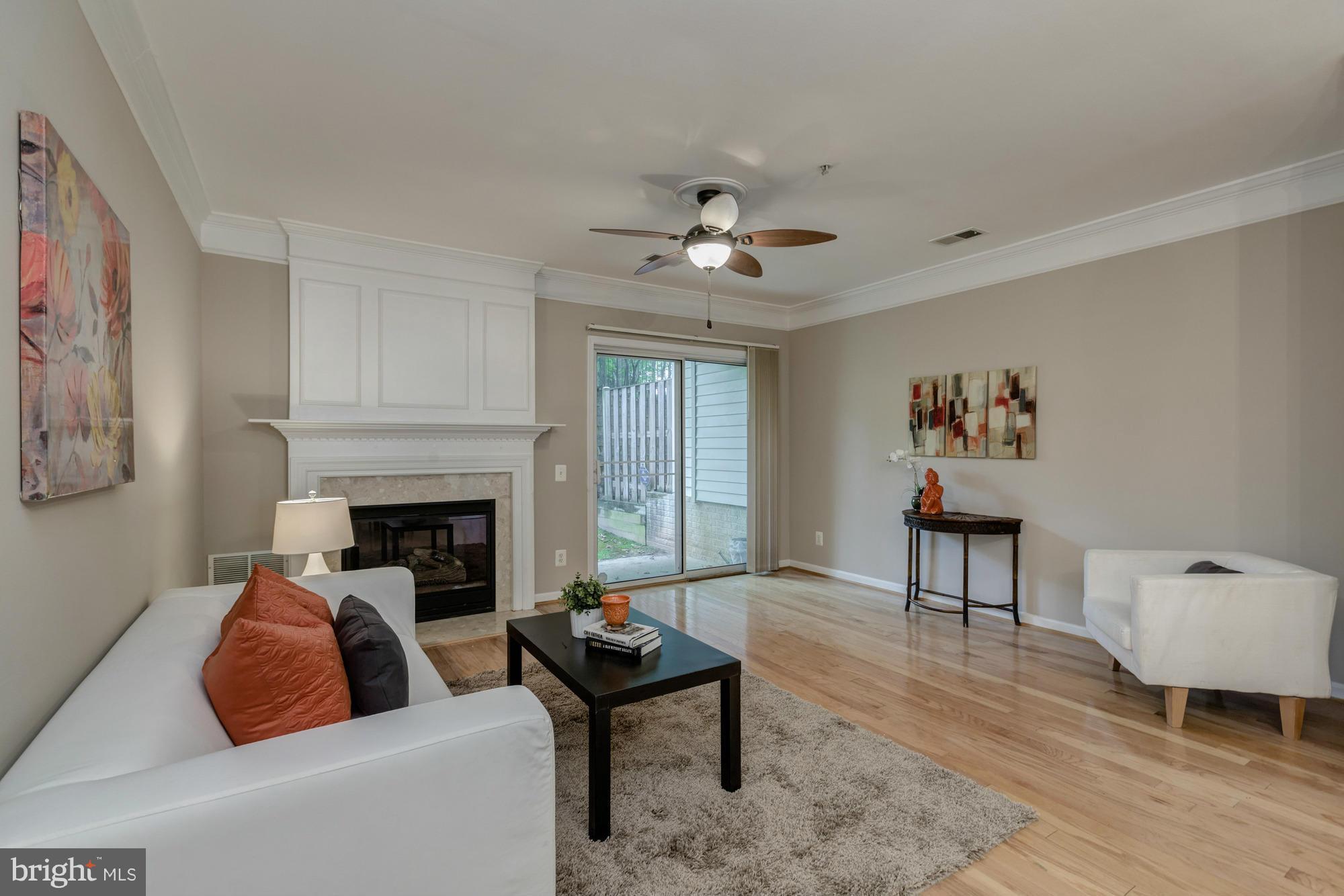 FAIR LAKES - Residential