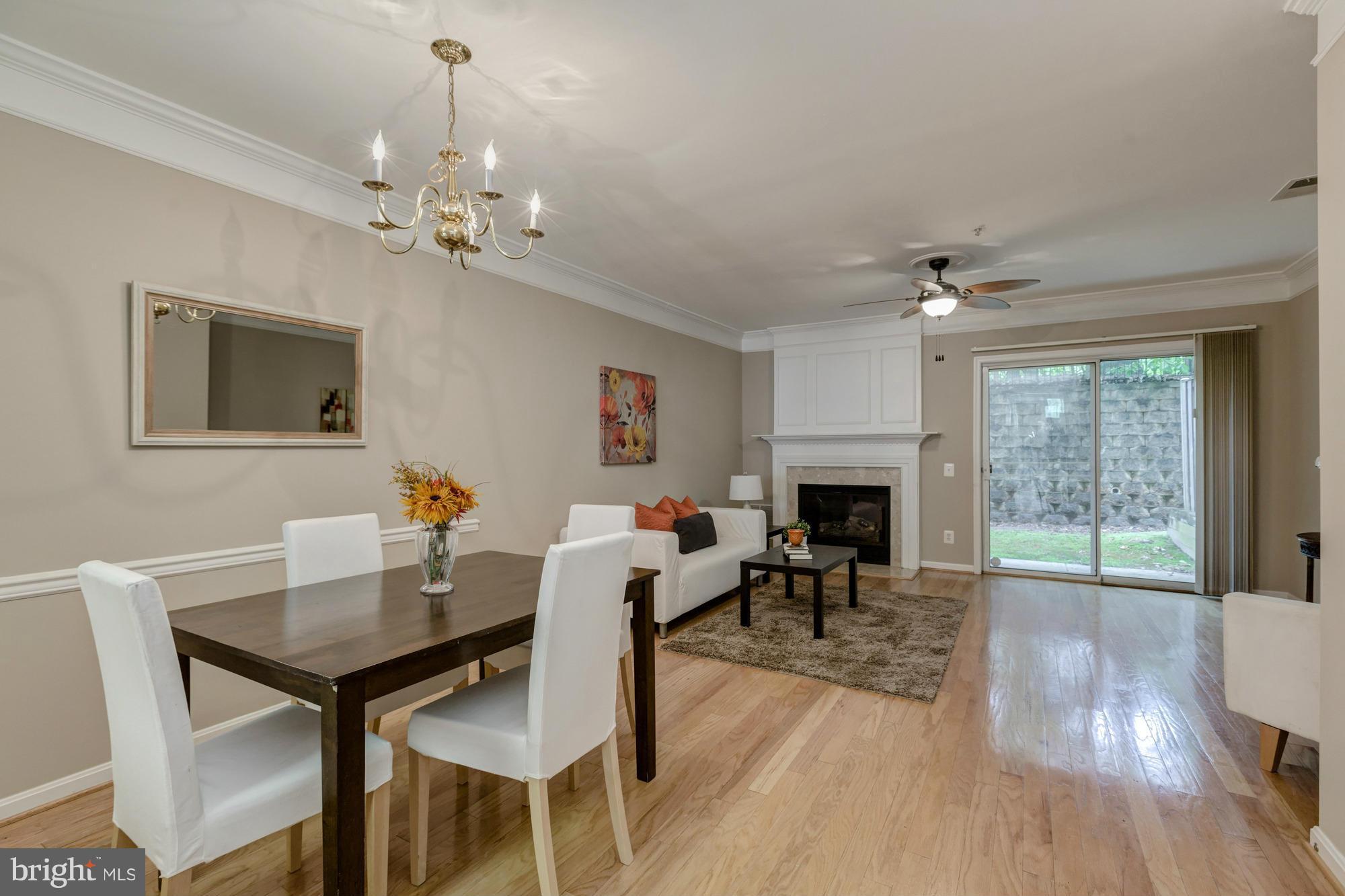 FAIR LAKES - Residential