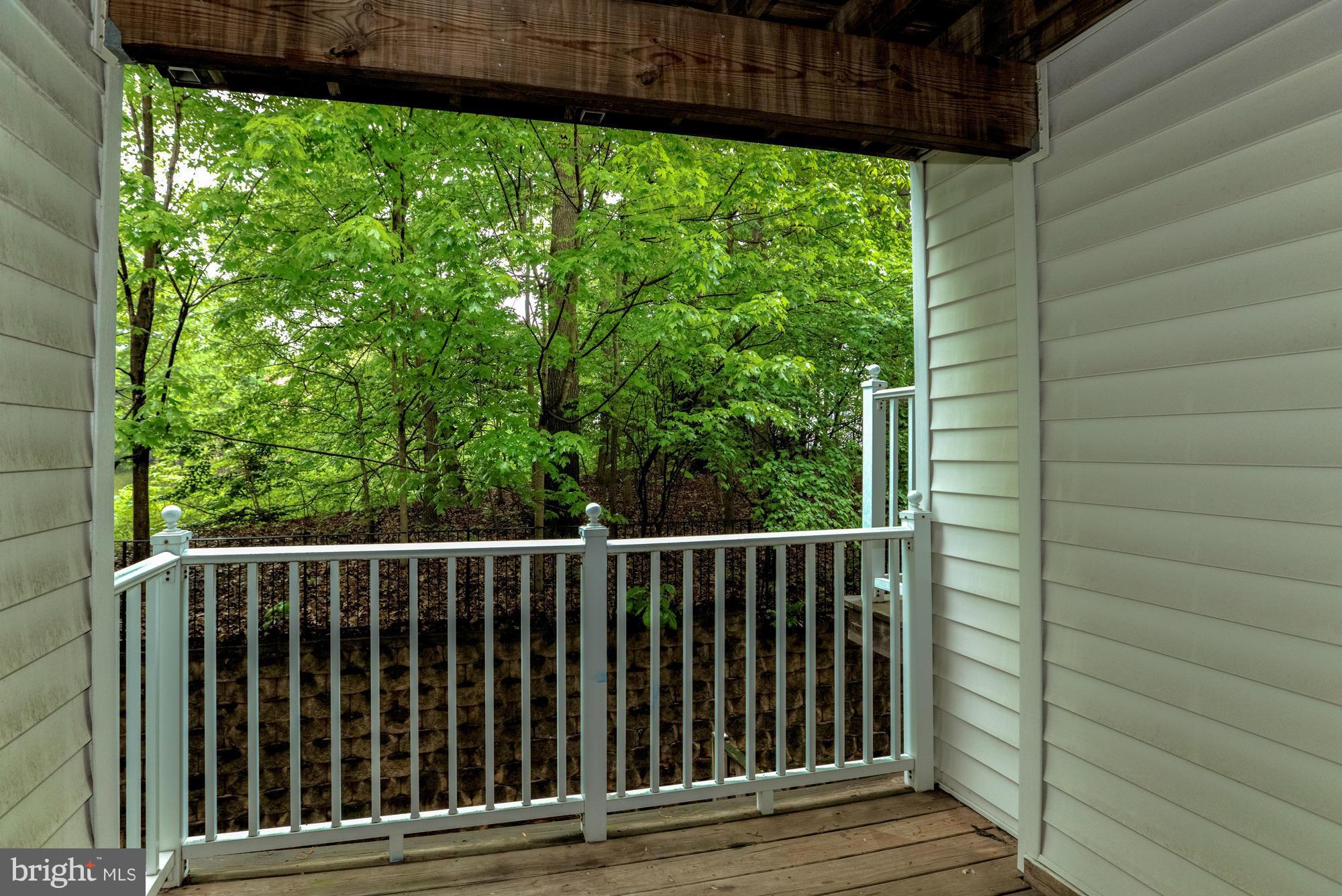 FAIR LAKES - Residential