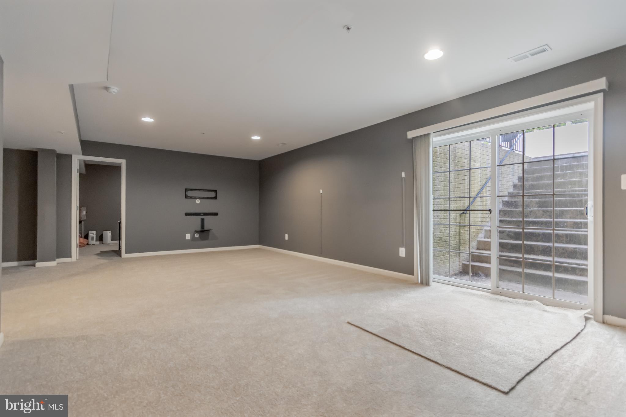 CLEMENTS LANDING - Residential