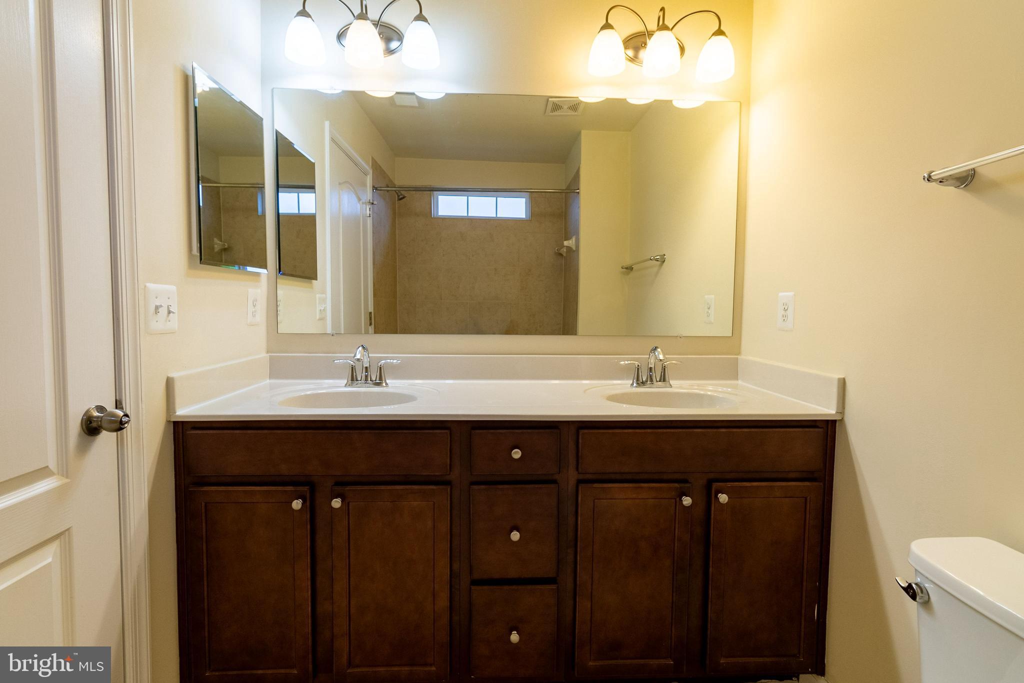 CHARLES COUNTY - Residential Lease