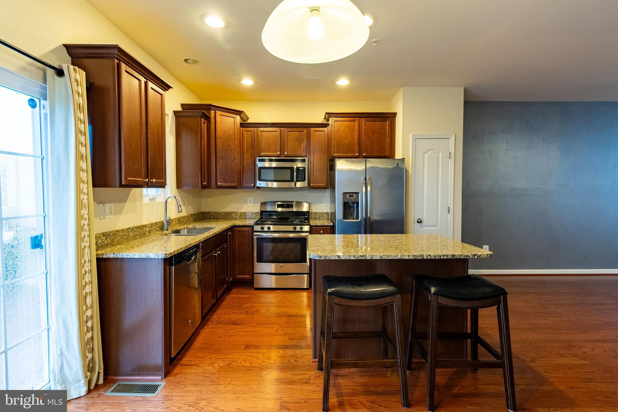 CHARLES COUNTY - Residential Lease