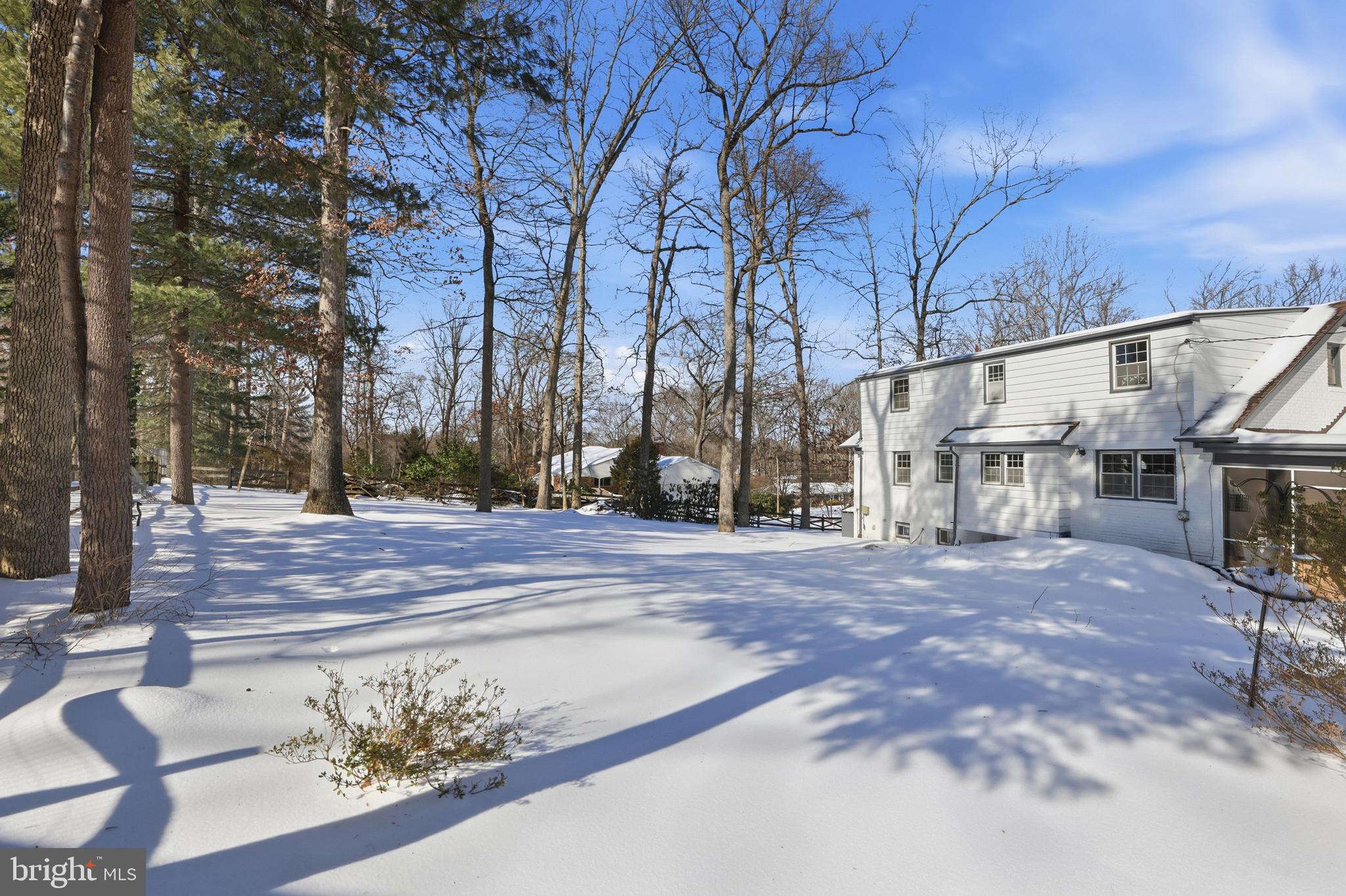 SHERWOOD FOREST - Residential