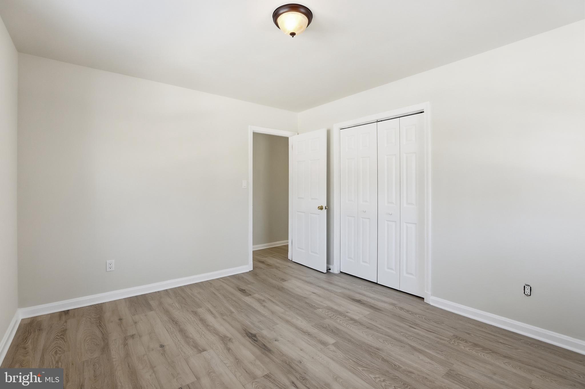 SHERWOOD FOREST - Residential