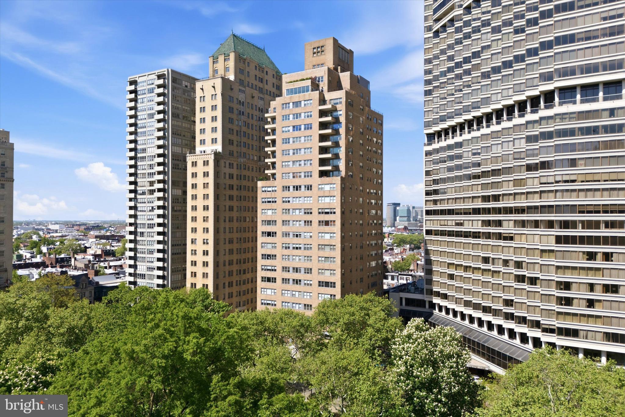 RITTENHOUSE SQUARE - Residential