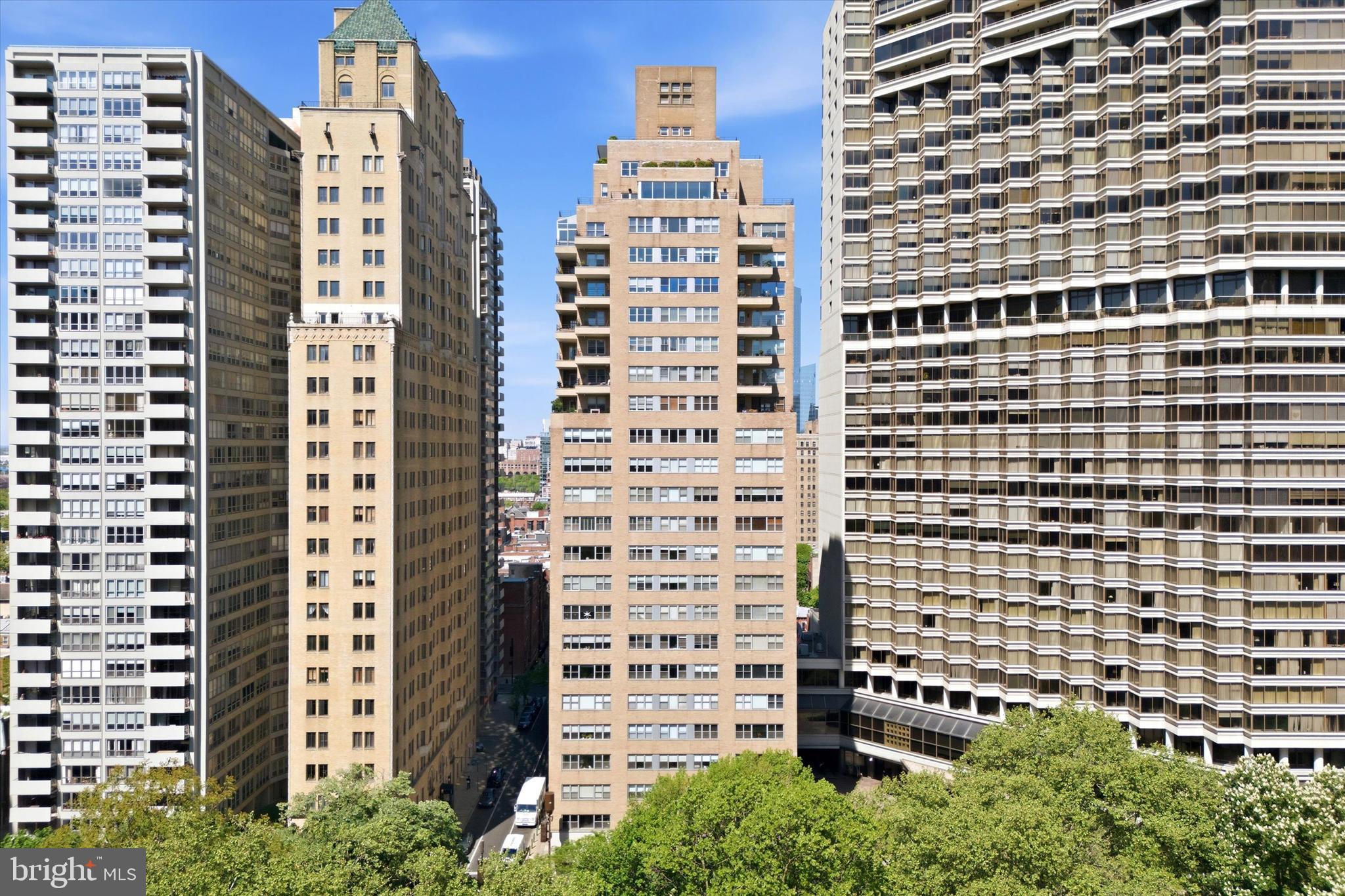 RITTENHOUSE SQUARE - Residential